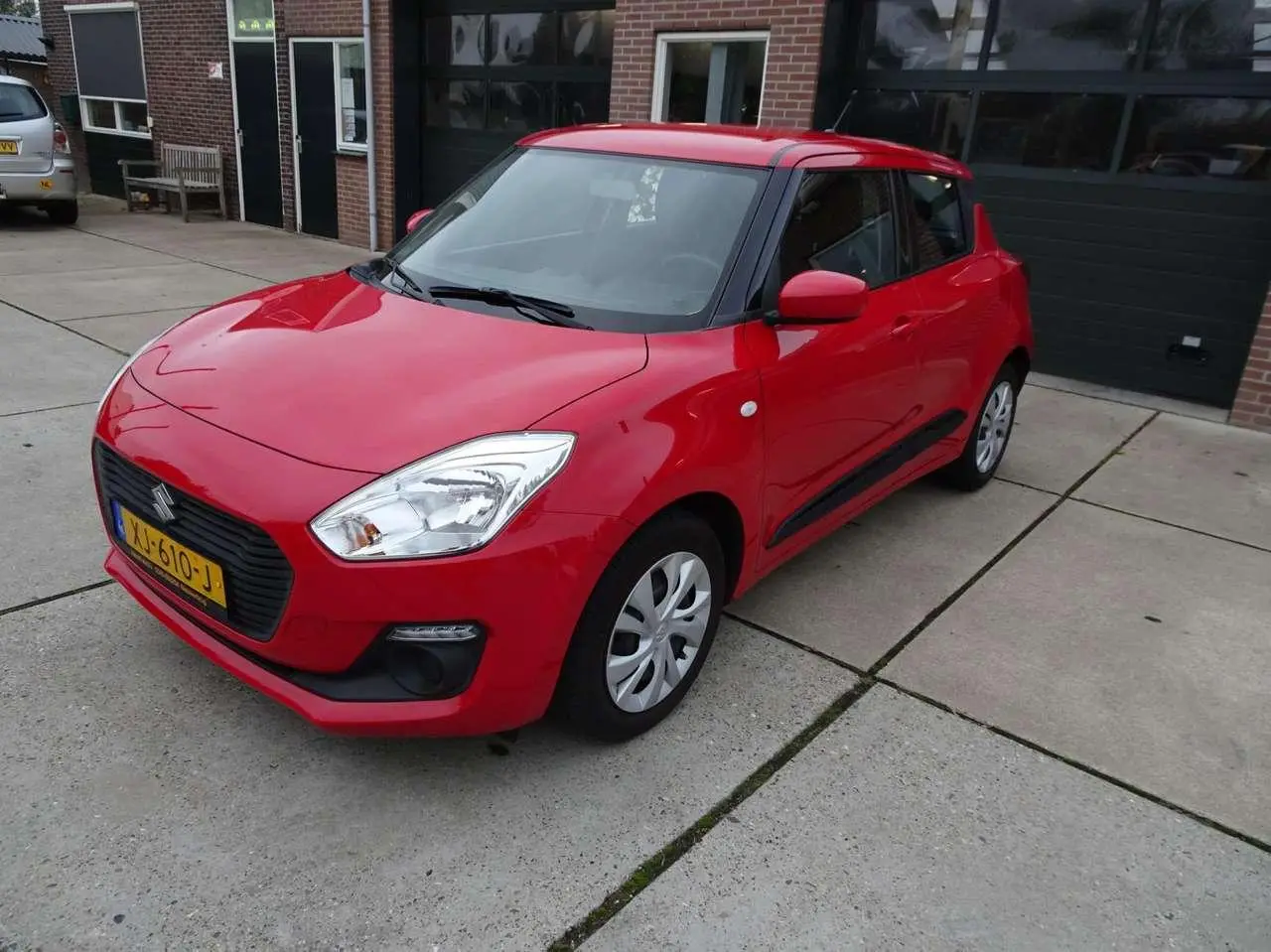 Photo 1 : Suzuki Swift 2019 Essence