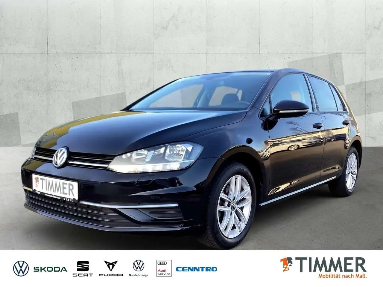 Photo 1 : Volkswagen Golf 2019 Petrol