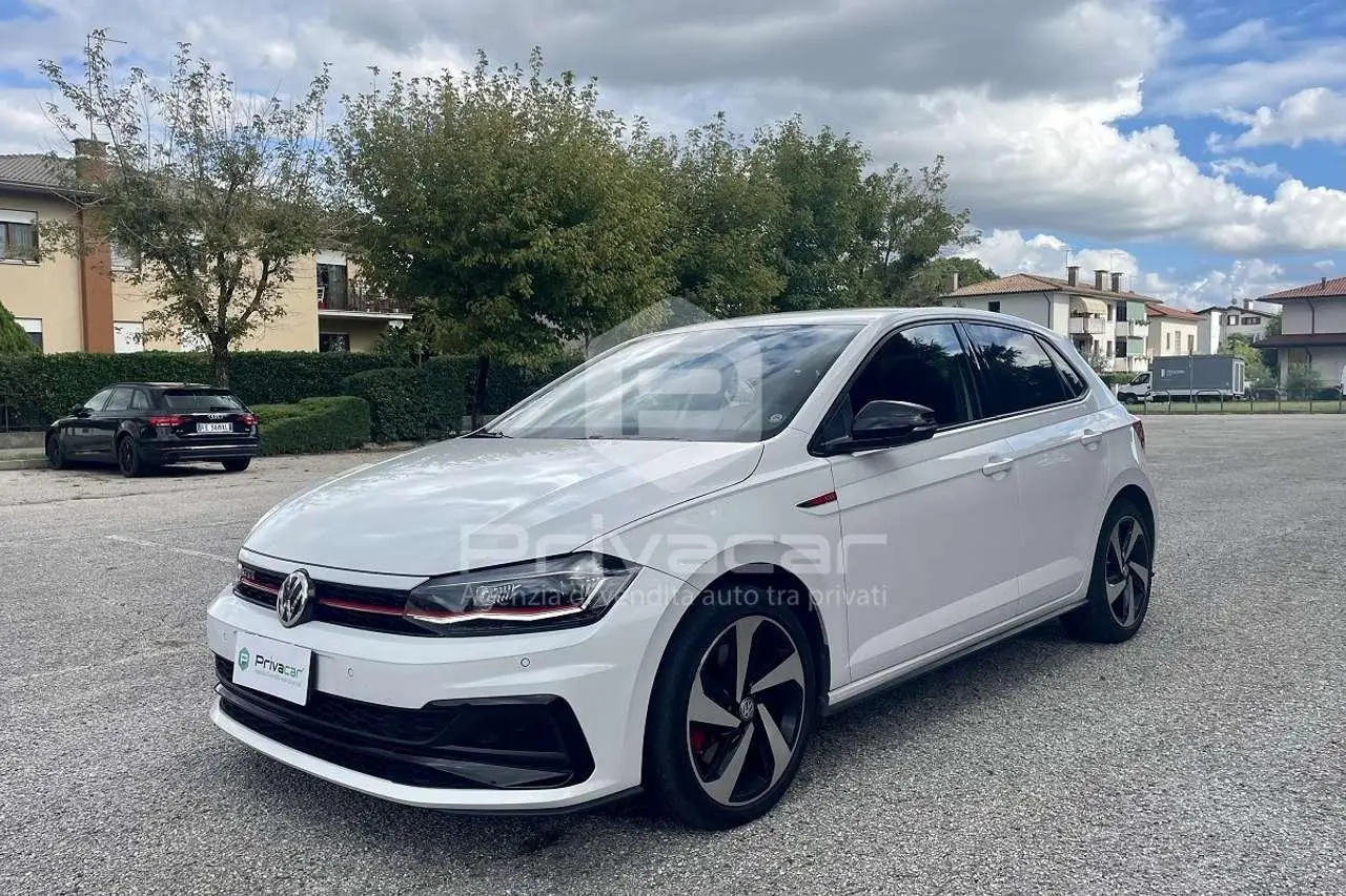 Photo 1 : Volkswagen Polo 2018 Essence