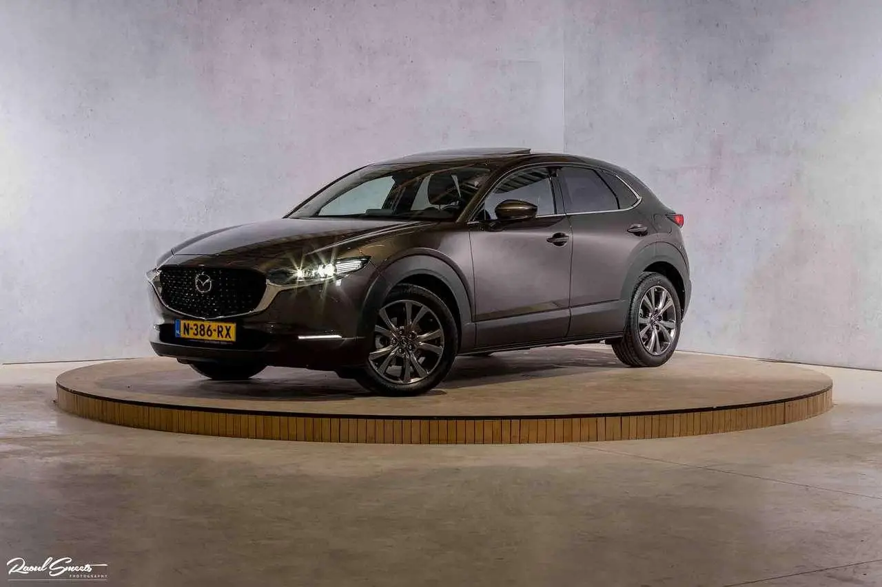 Photo 1 : Mazda Cx-30 2020 Hybride