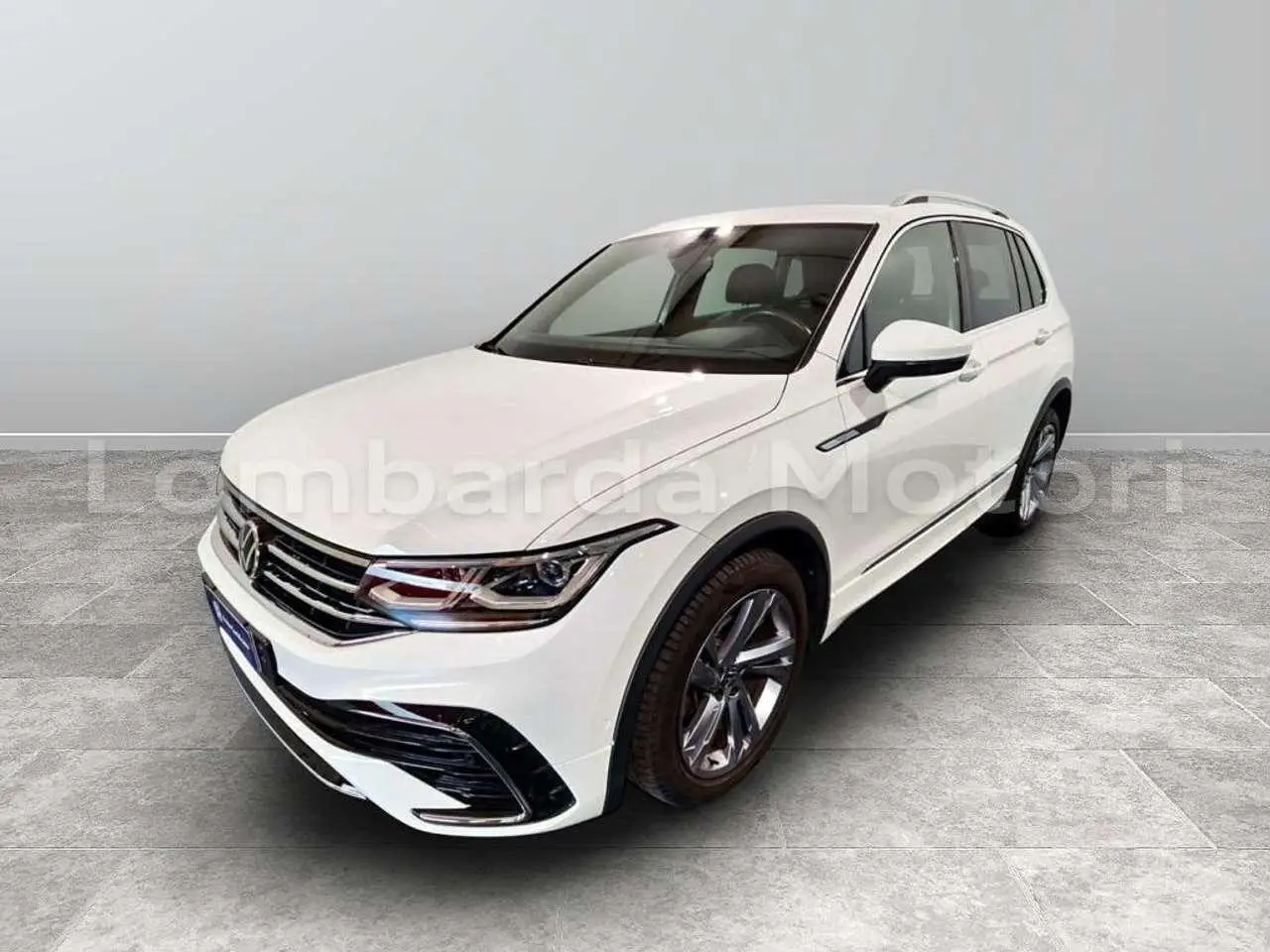 Photo 1 : Volkswagen Tiguan 2021 Diesel