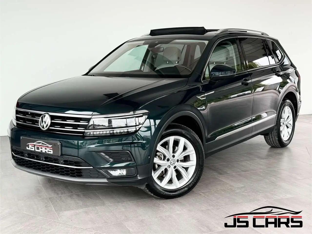 Photo 1 : Volkswagen Tiguan 2019 Petrol