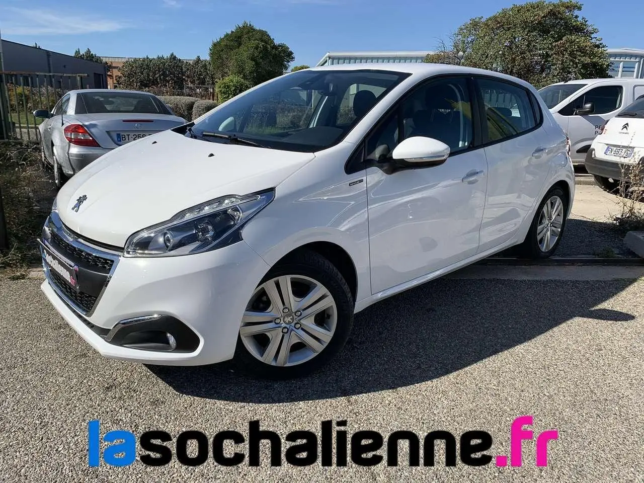 Photo 1 : Peugeot 208 2019 Essence