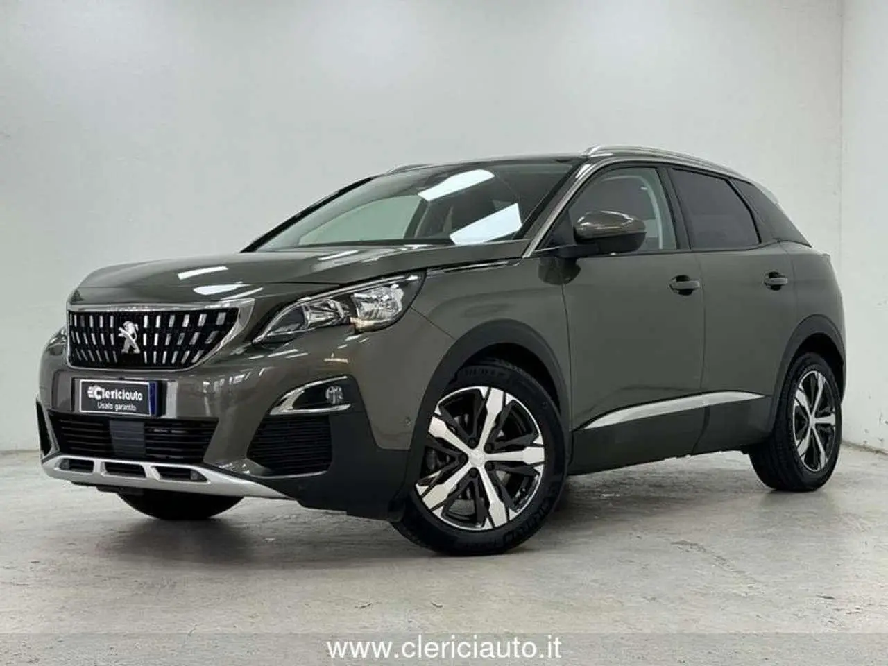 Photo 1 : Peugeot 3008 2020 Diesel