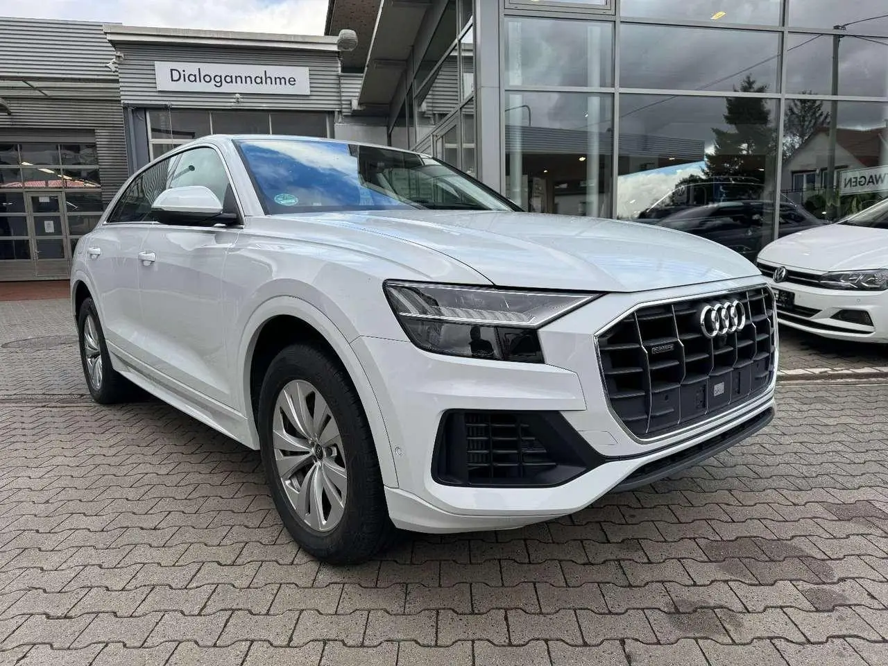 Photo 1 : Audi Q8 2021 Hybride