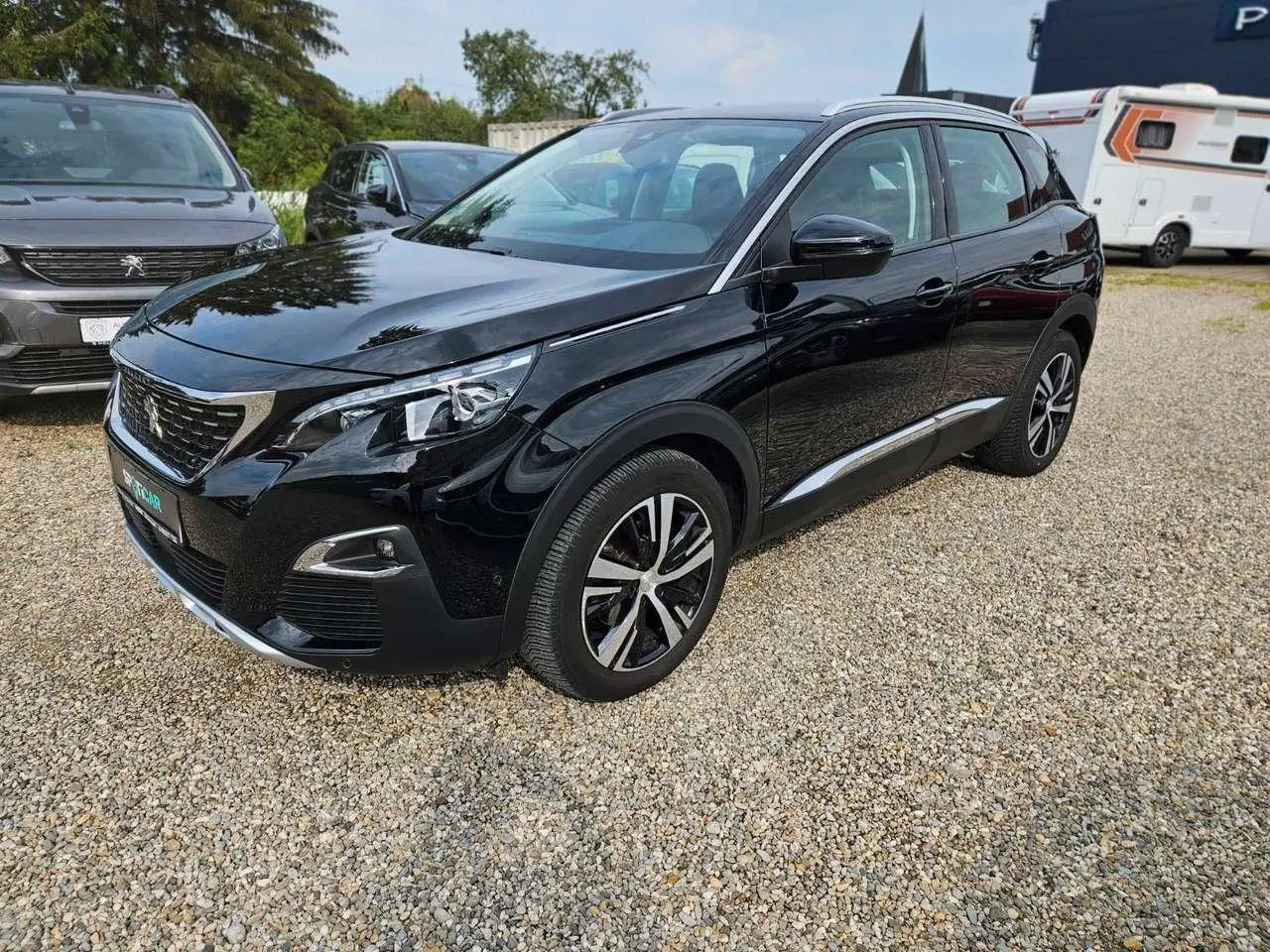 Photo 1 : Peugeot 3008 2020 Diesel