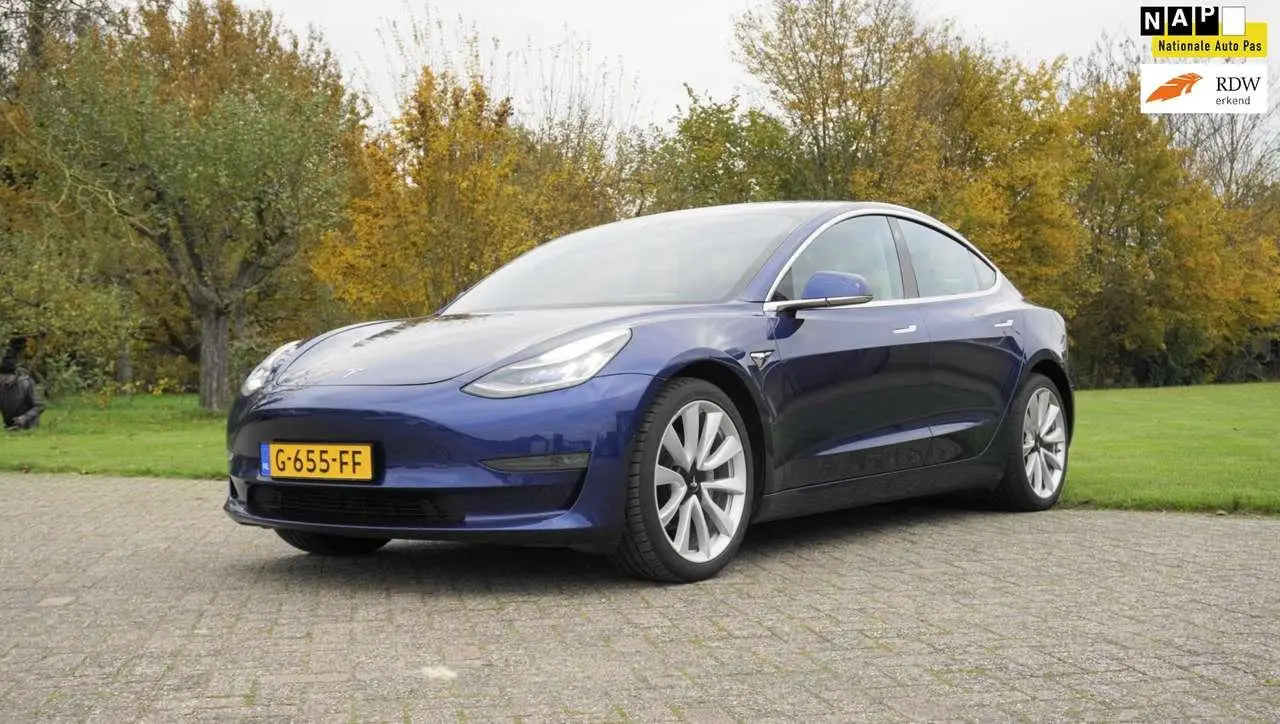 Photo 1 : Tesla Model 3 2019 Électrique