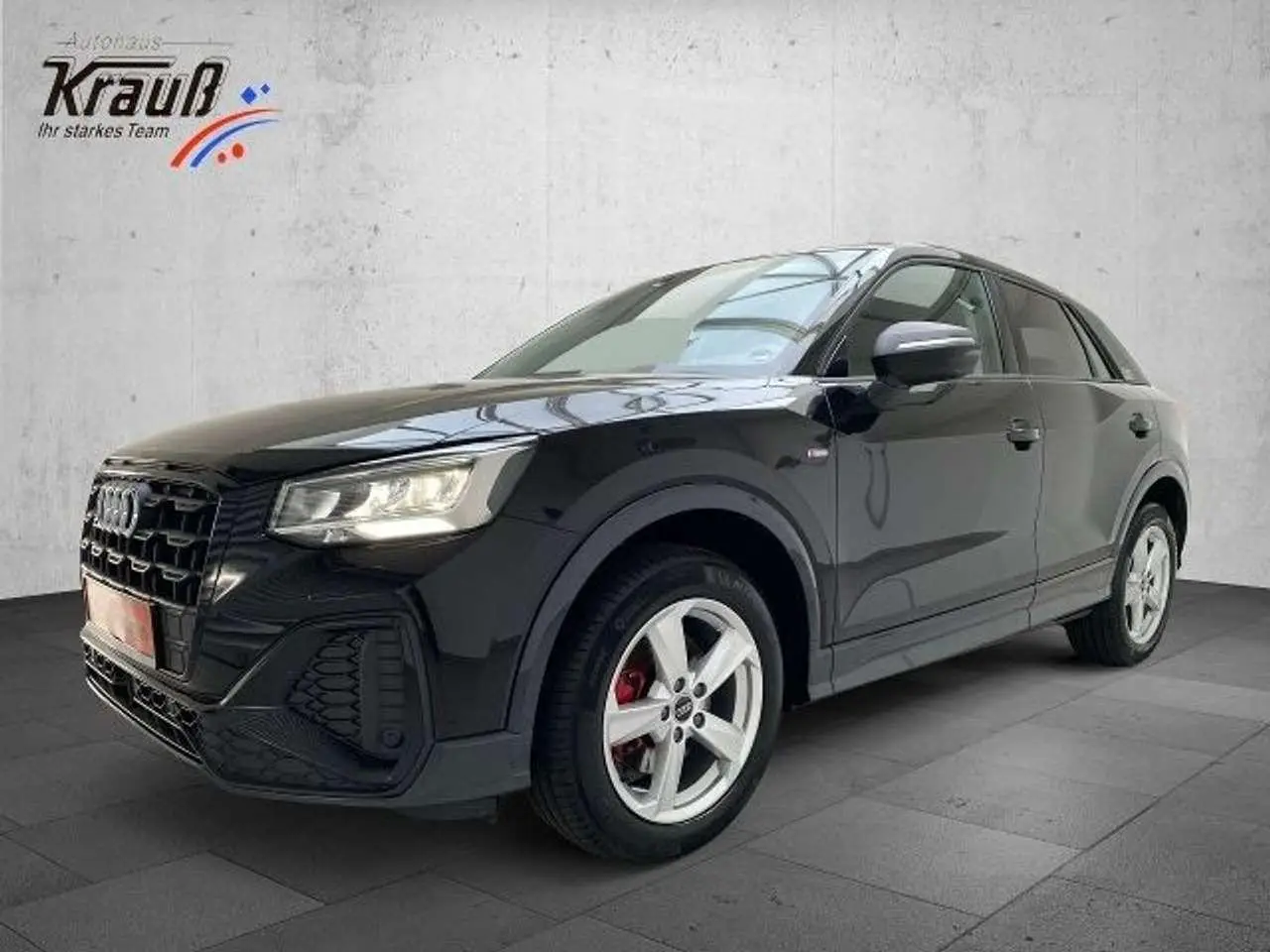 Photo 1 : Audi Q2 2022 Petrol