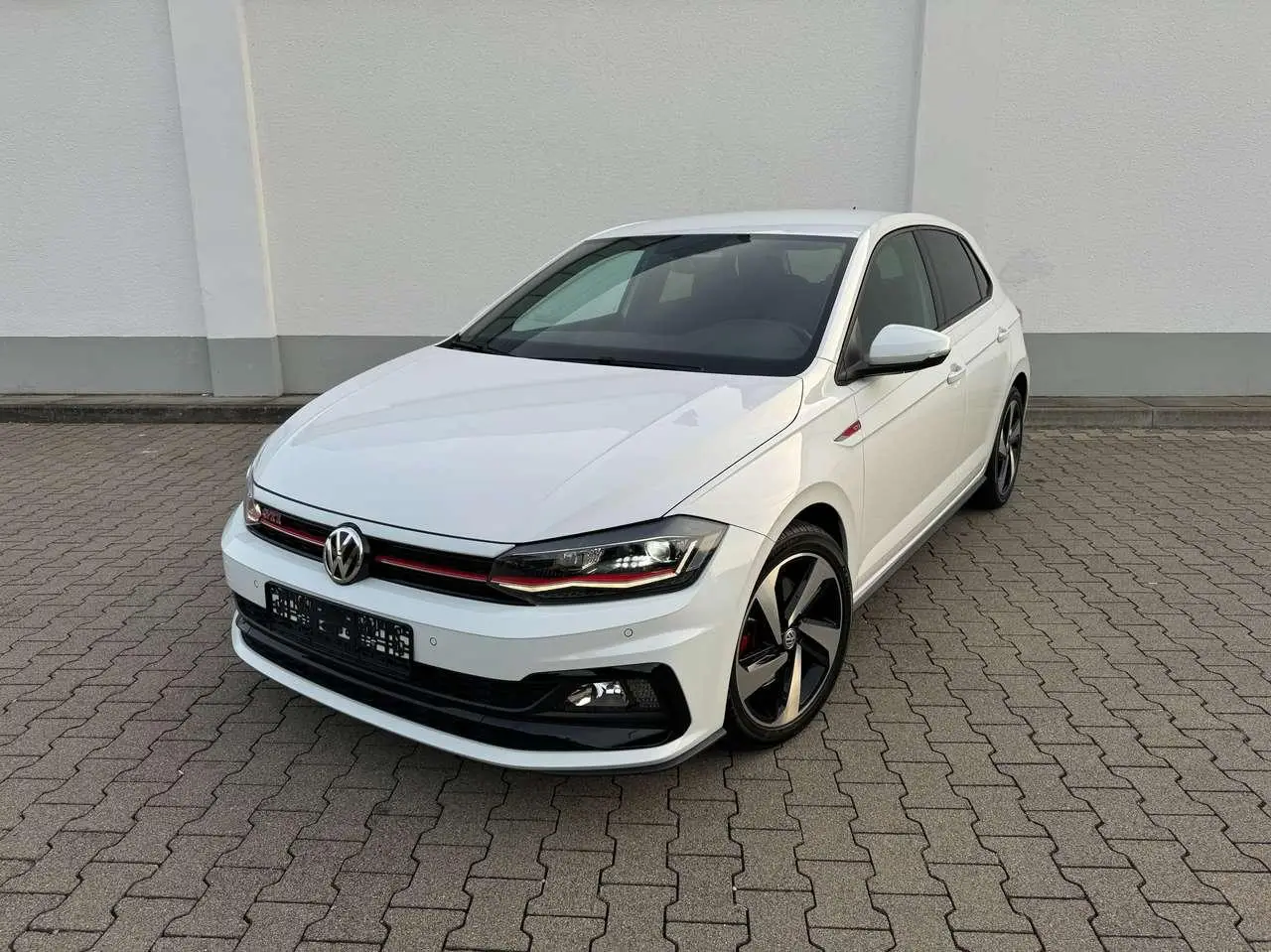 Photo 1 : Volkswagen Polo 2019 Essence