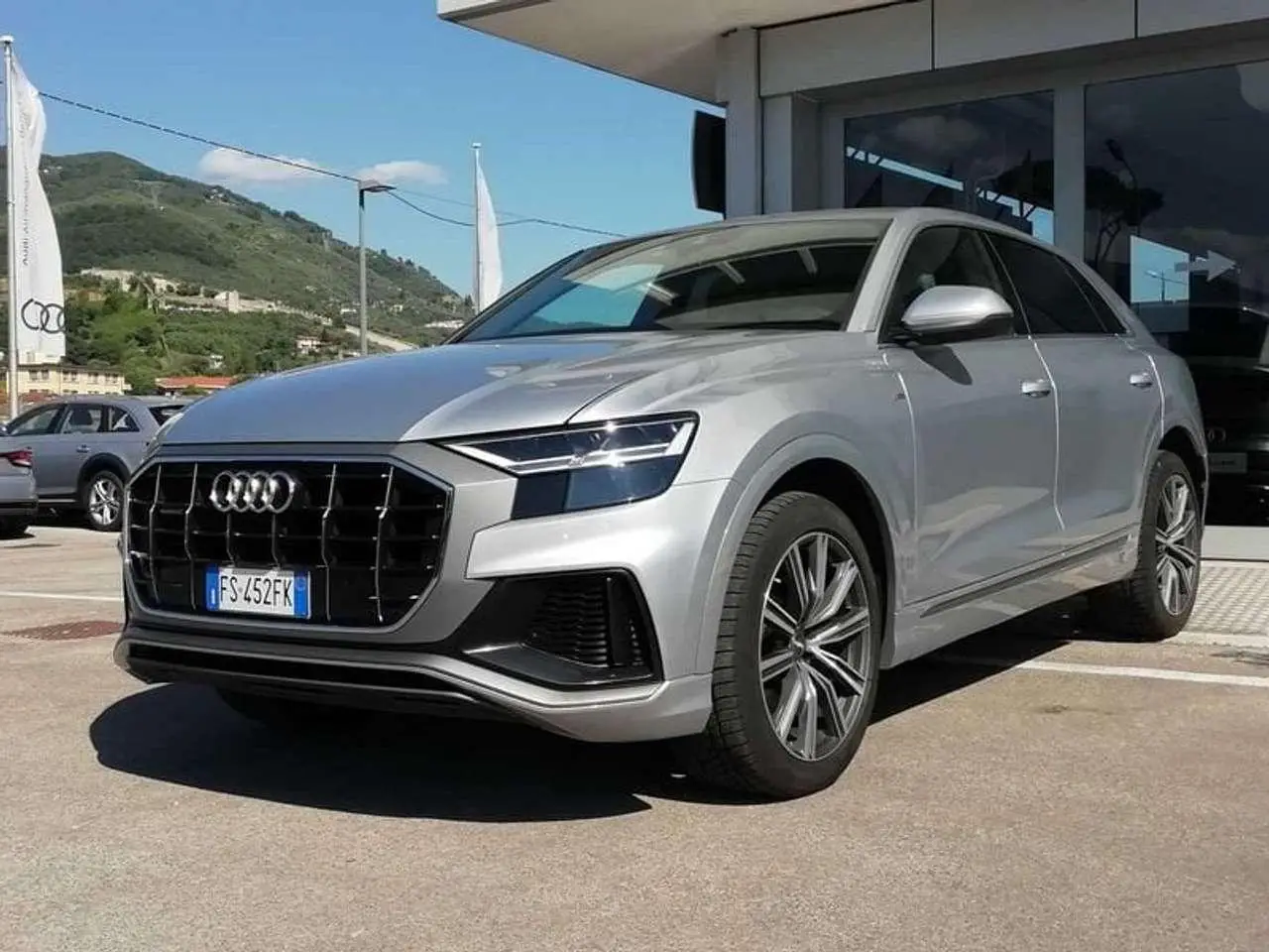 Photo 1 : Audi Q8 2018 Diesel