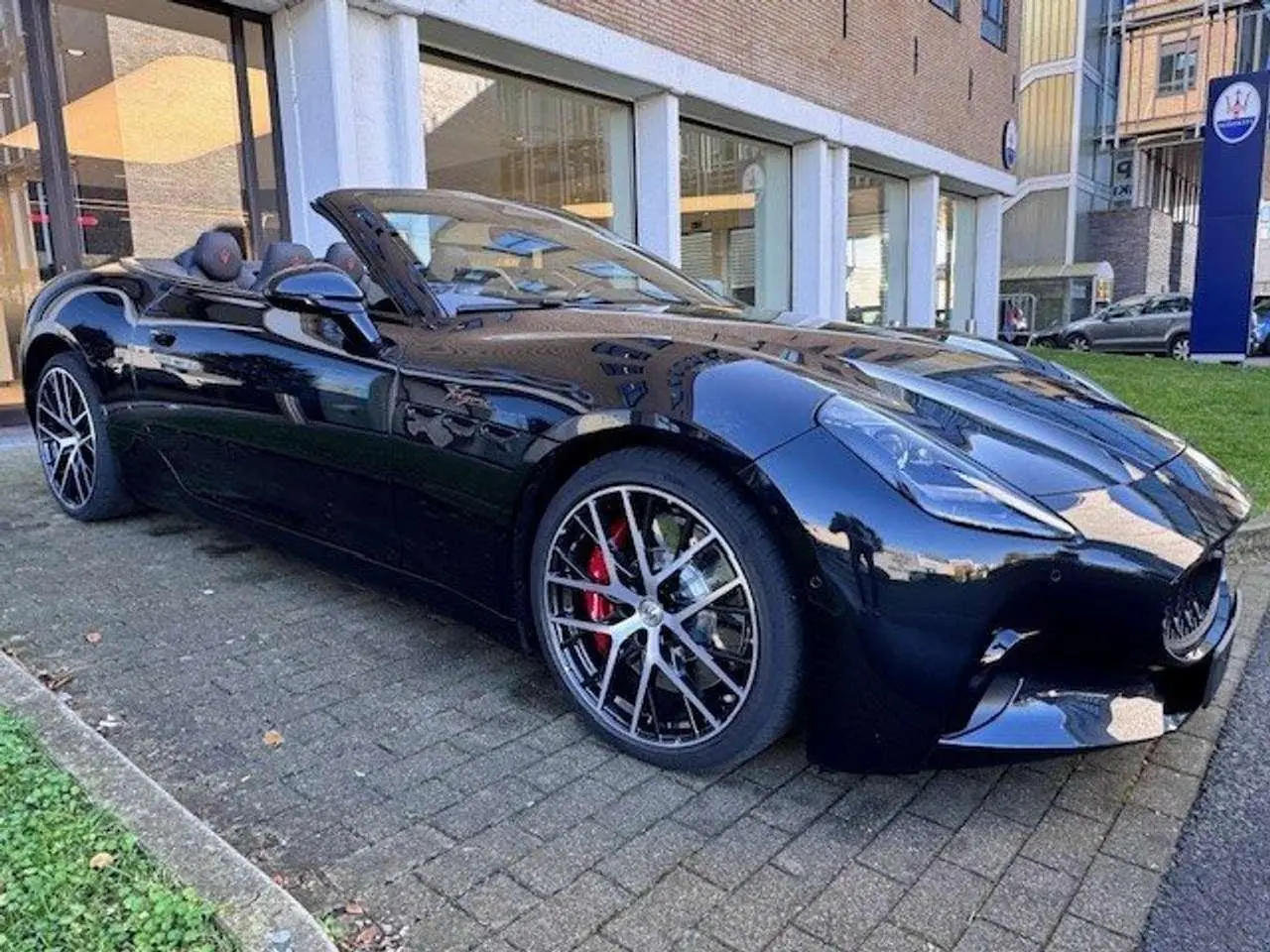 Photo 1 : Maserati Granturismo 2024 Electric