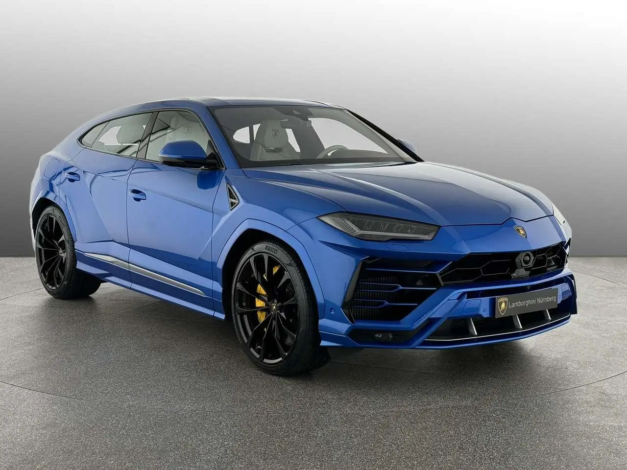 Photo 1 : Lamborghini Urus 2021 Essence