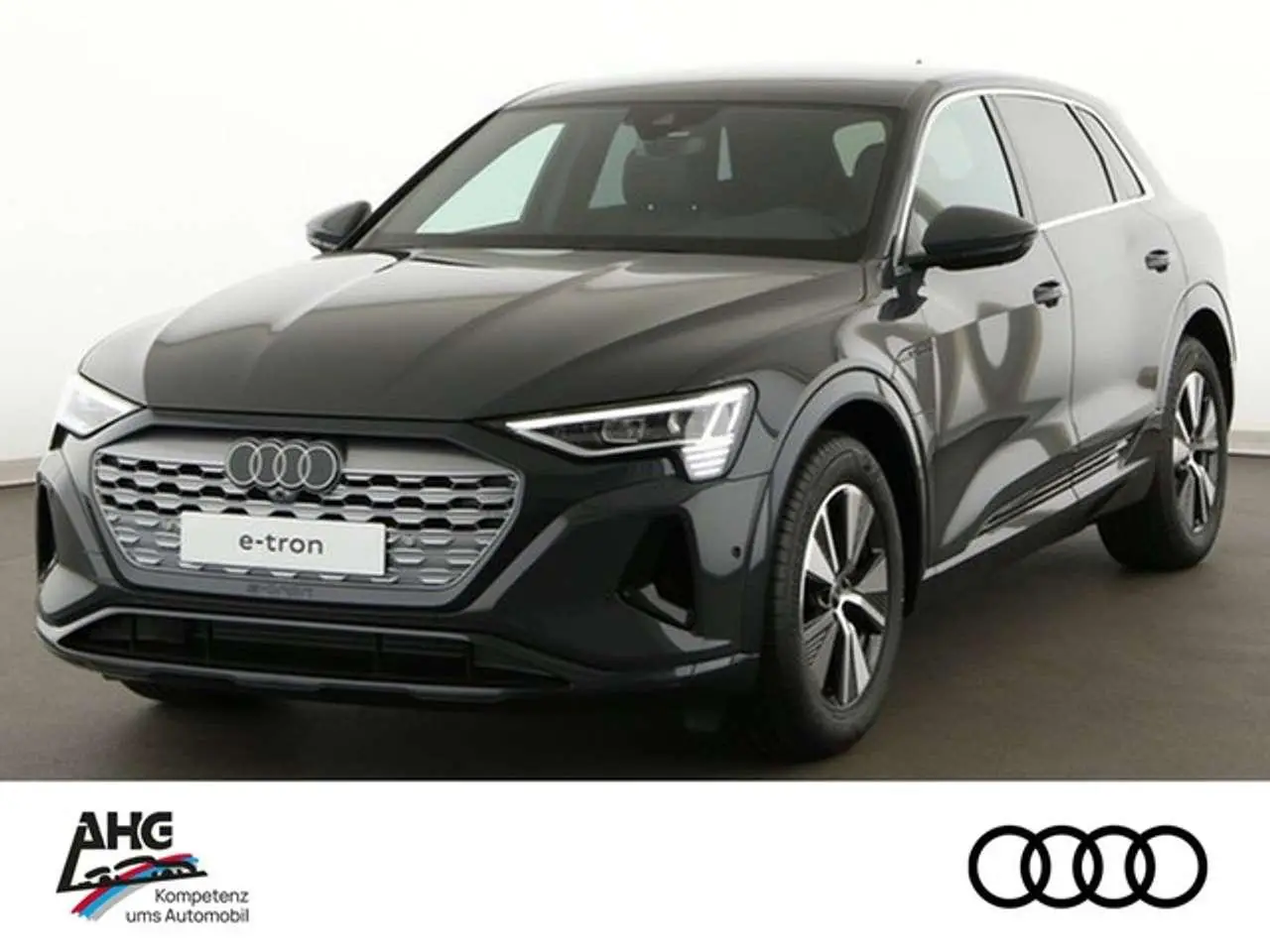 Photo 1 : Audi Q8 2024 Electric