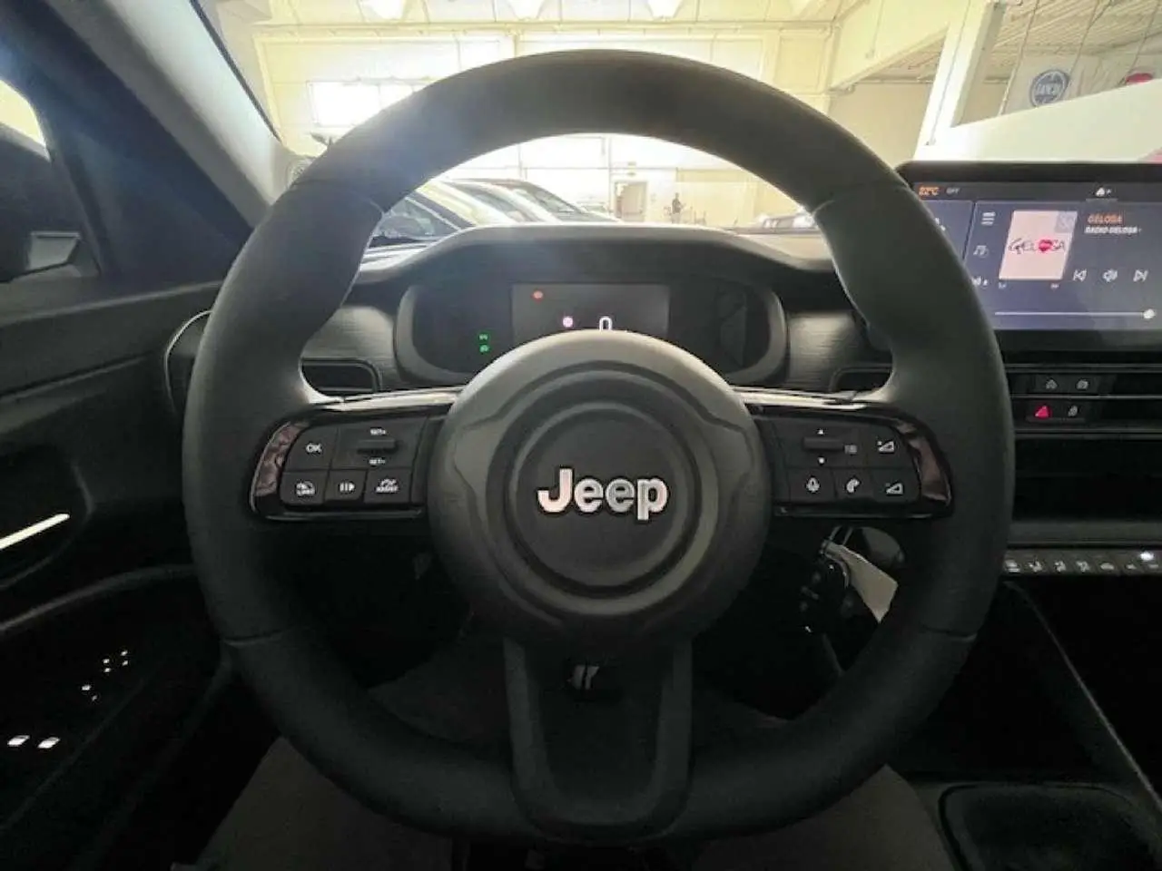 Photo 1 : Jeep Avenger 2024 Essence