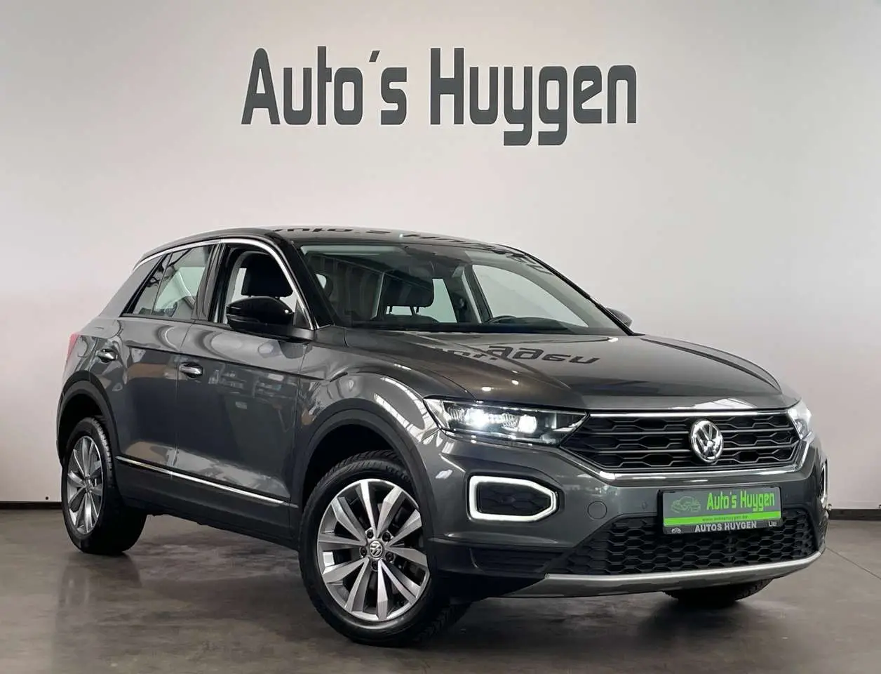 Photo 1 : Volkswagen T-roc 2018 Petrol