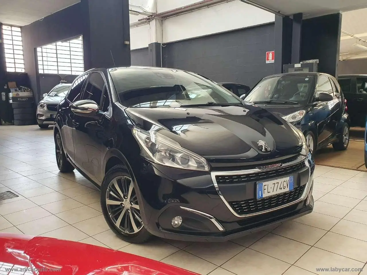 Photo 1 : Peugeot 208 2017 Petrol