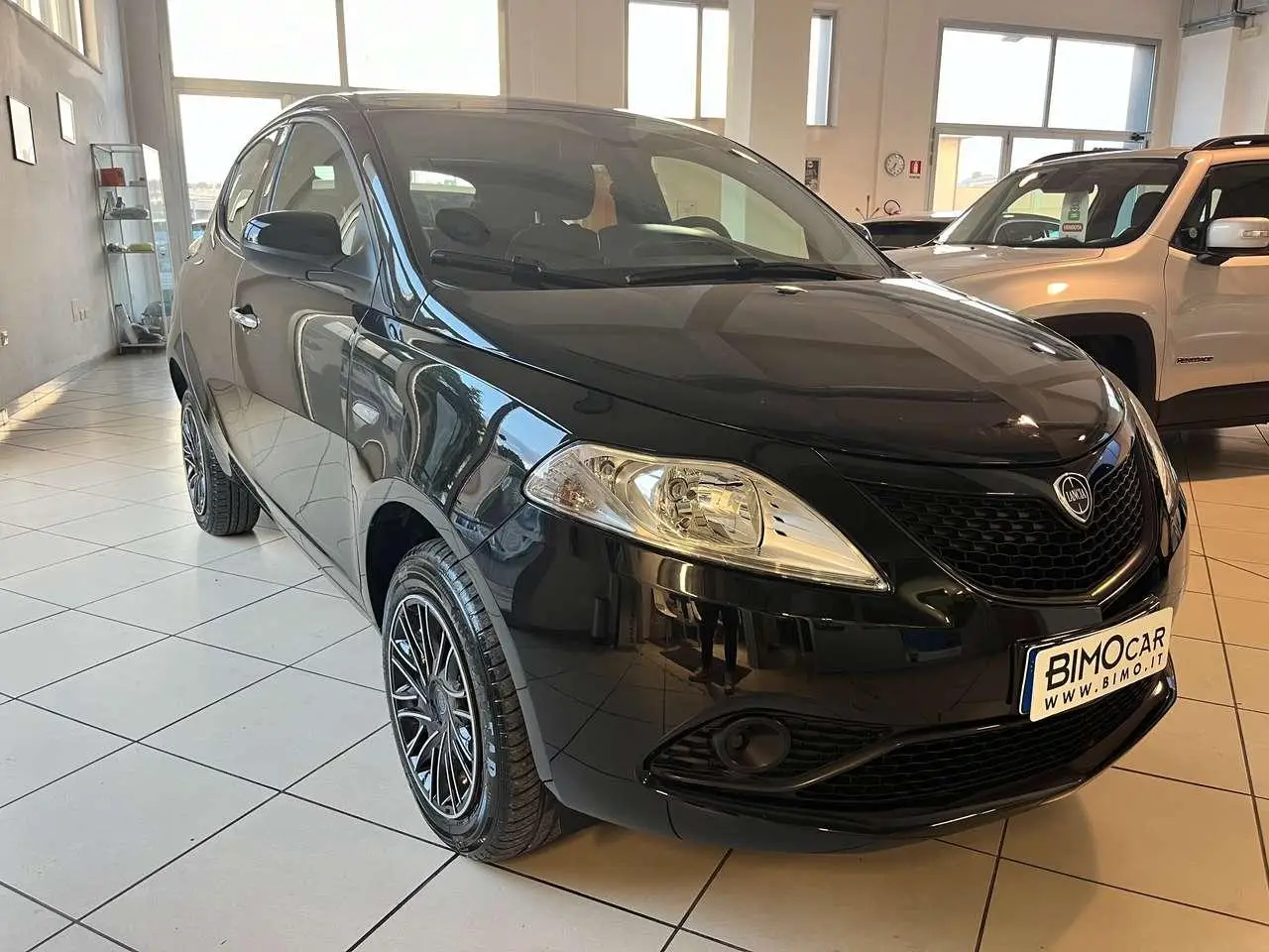 Photo 1 : Lancia Ypsilon 2019 Autres