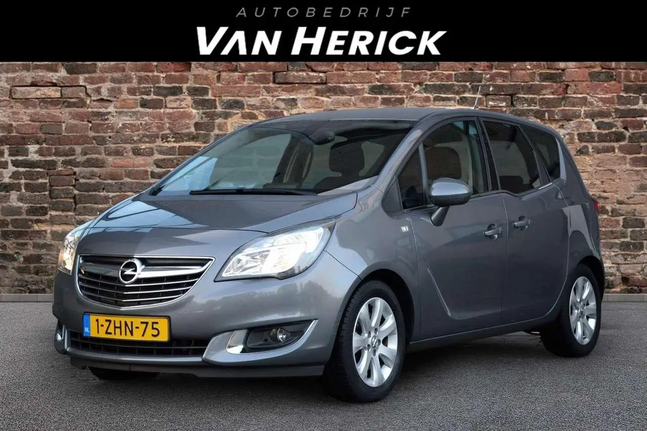 Photo 1 : Opel Meriva 2014 Essence