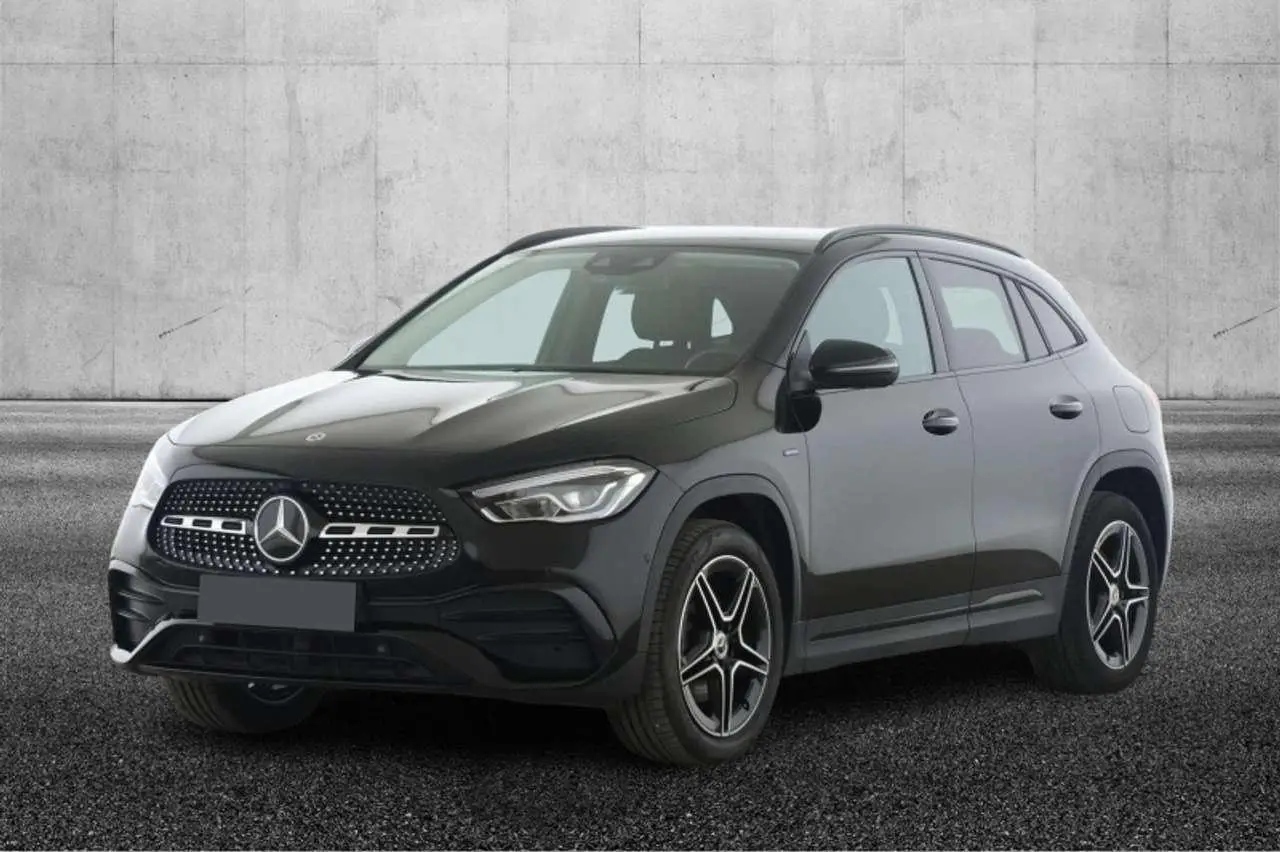 Photo 1 : Mercedes-benz Classe Gla 2021 Hybrid