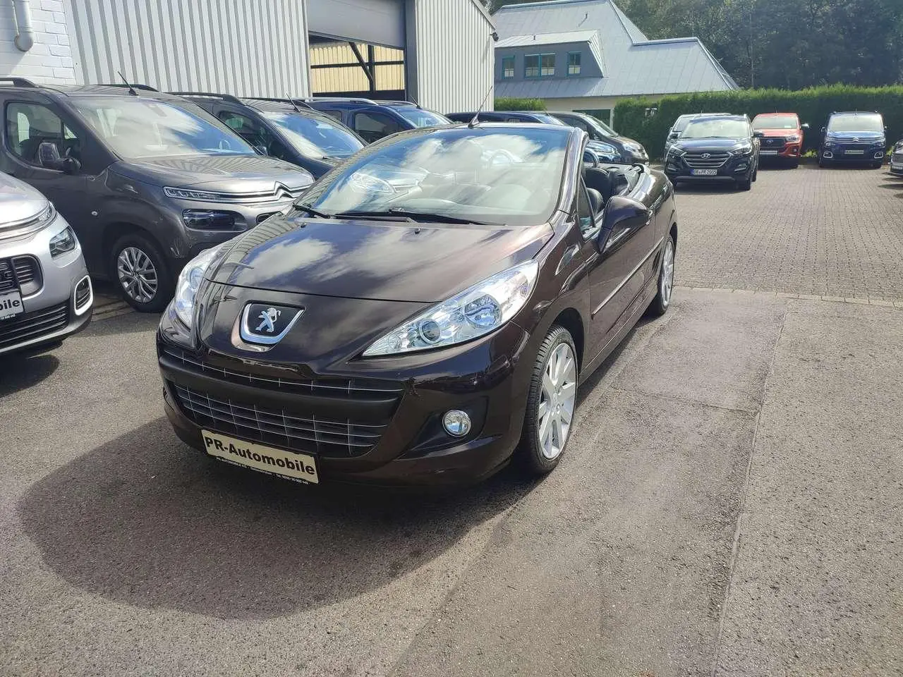 Photo 1 : Peugeot 207 2015 Petrol