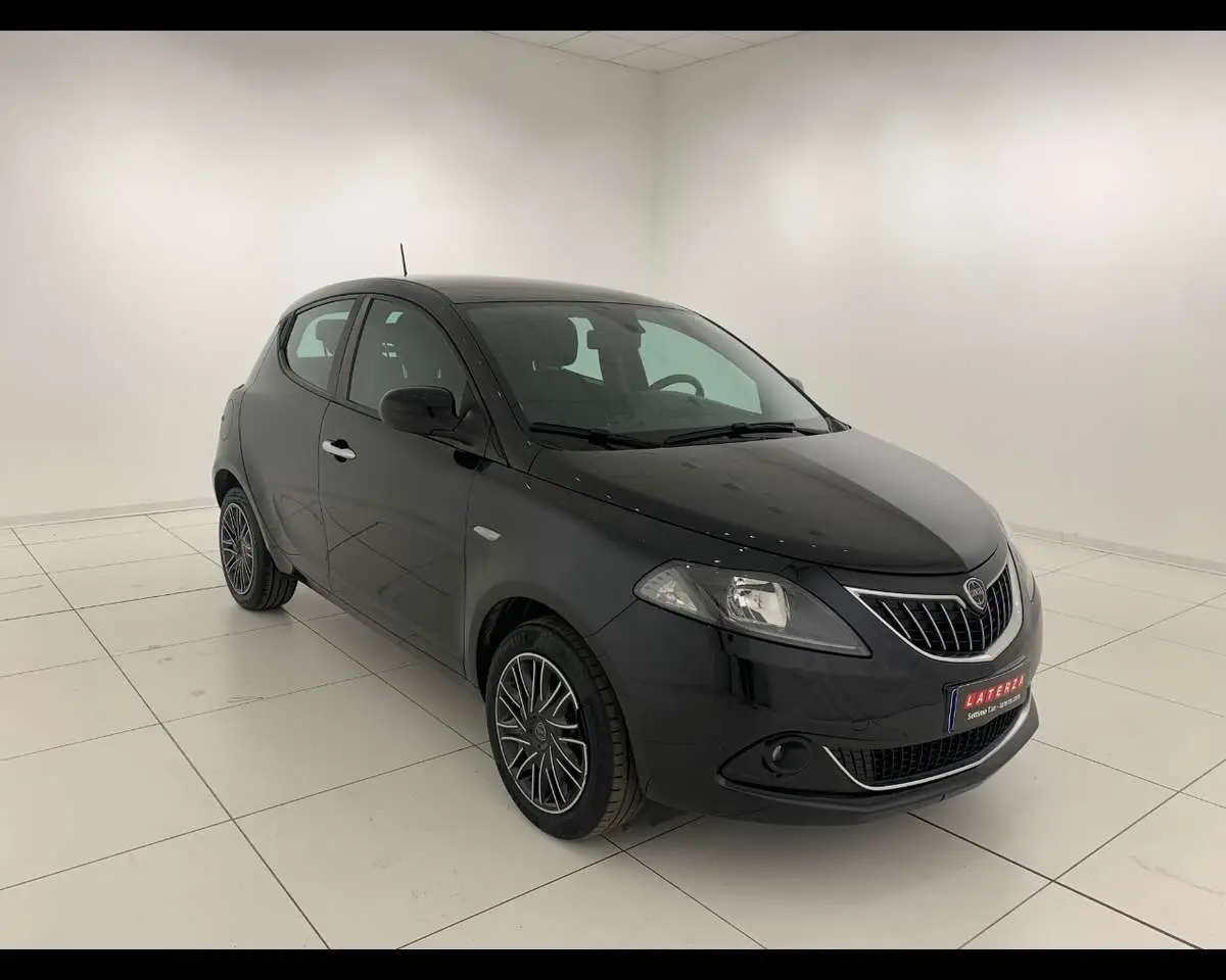 Photo 1 : Lancia Ypsilon 2021 Hybrid