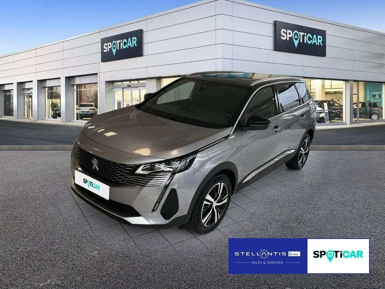 Photo 1 : Peugeot 5008 2023 Petrol