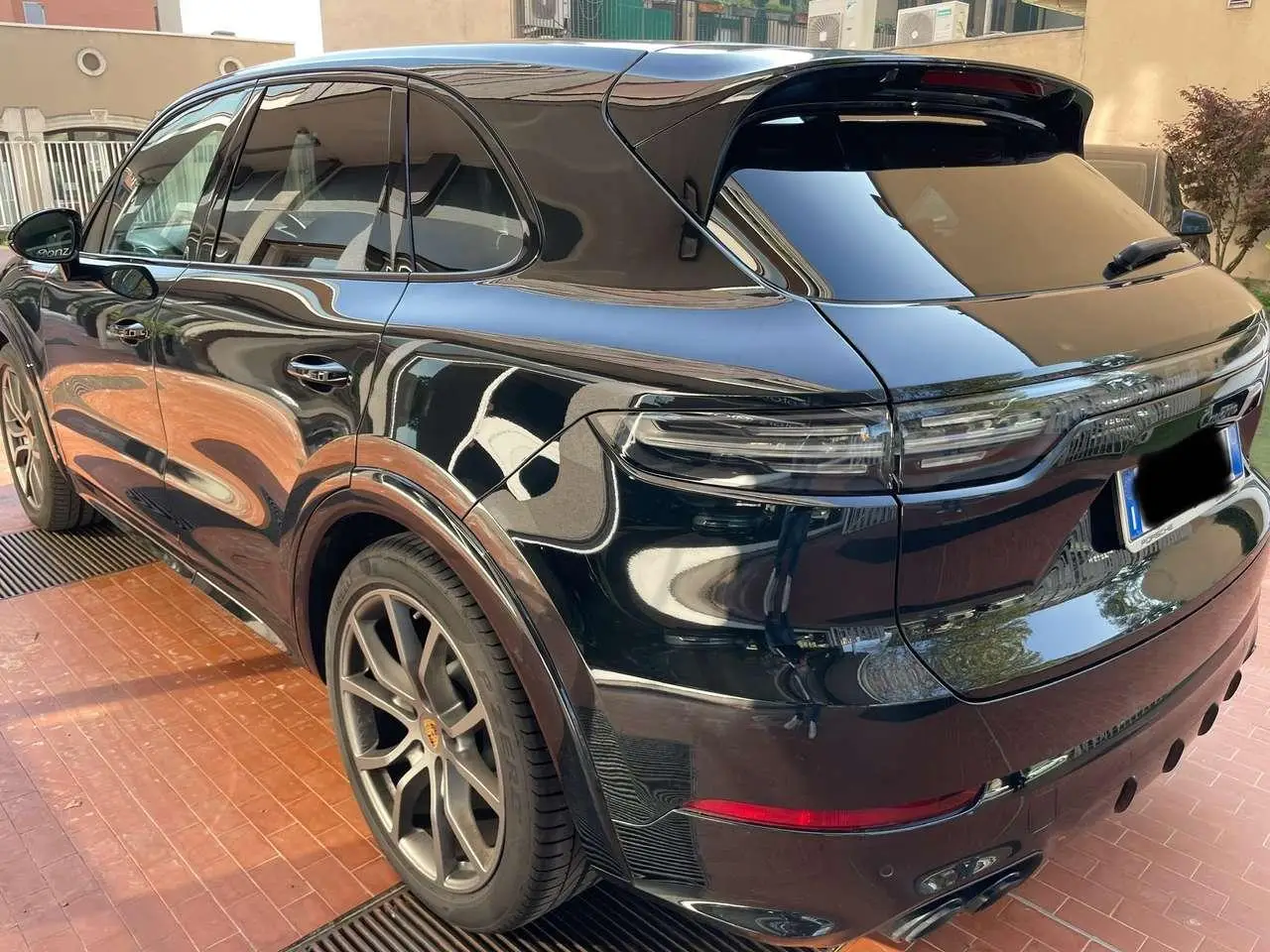 Photo 1 : Porsche Cayenne 2022 Essence