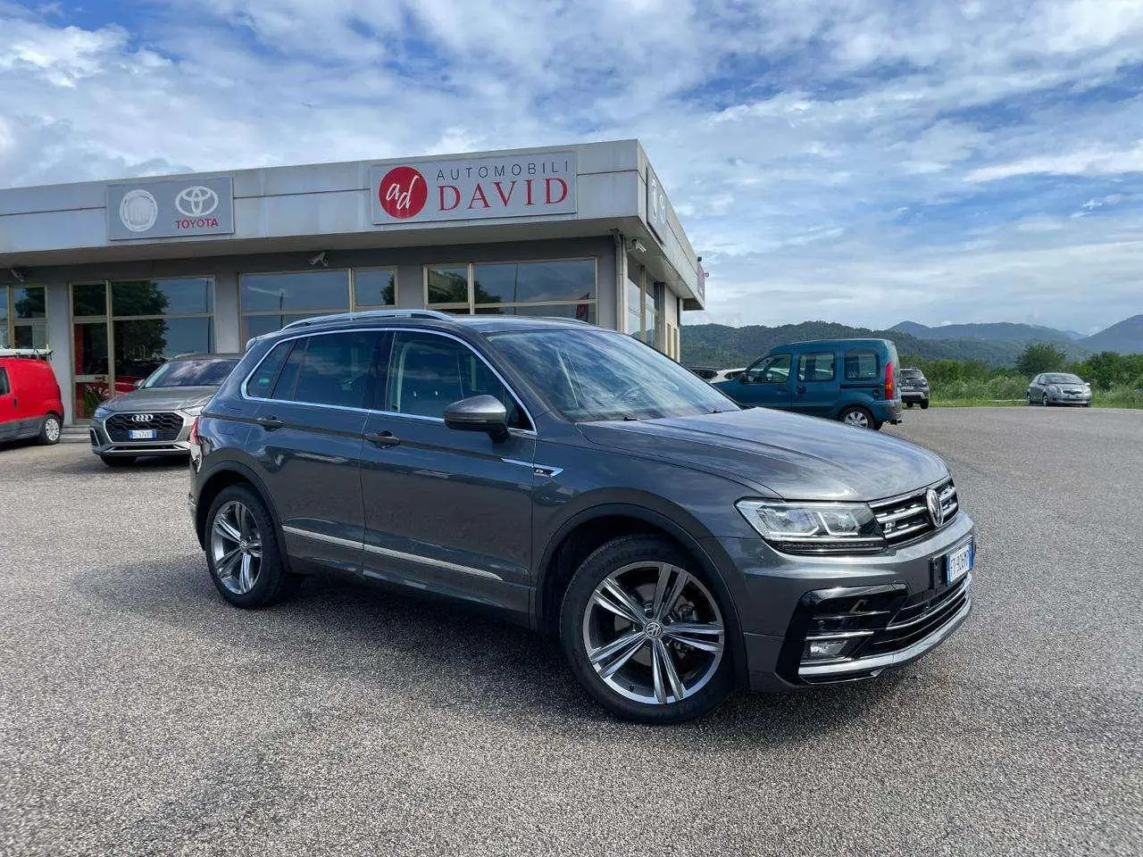 Photo 1 : Volkswagen Tiguan 2018 Diesel