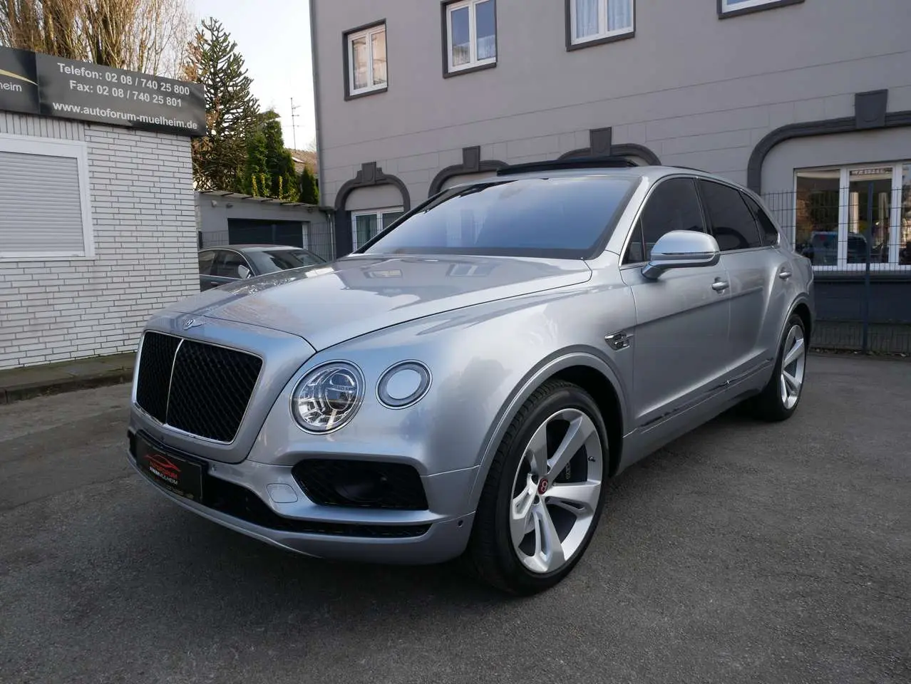 Photo 1 : Bentley Bentayga 2017 Diesel