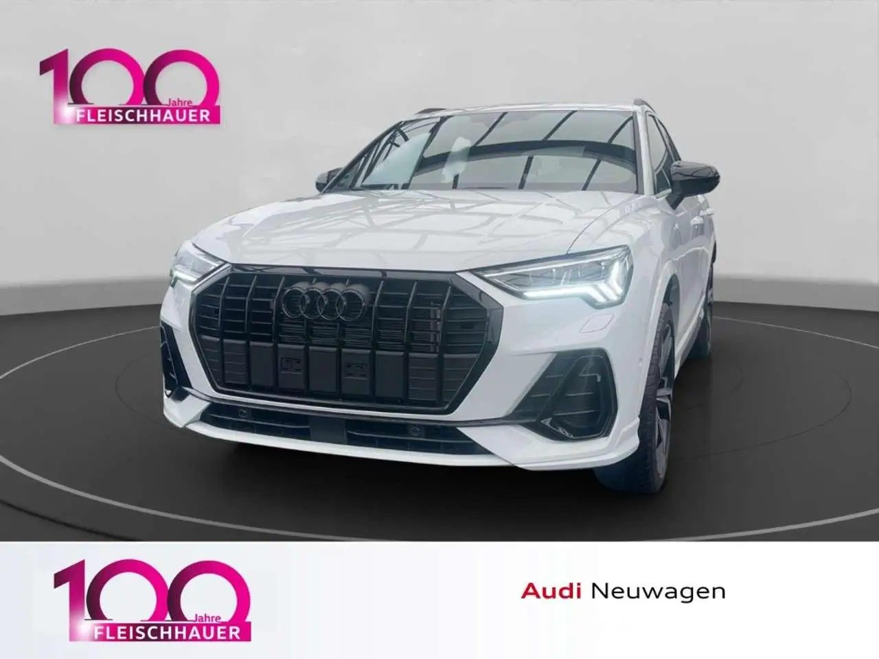 Photo 1 : Audi Q3 2024 Essence