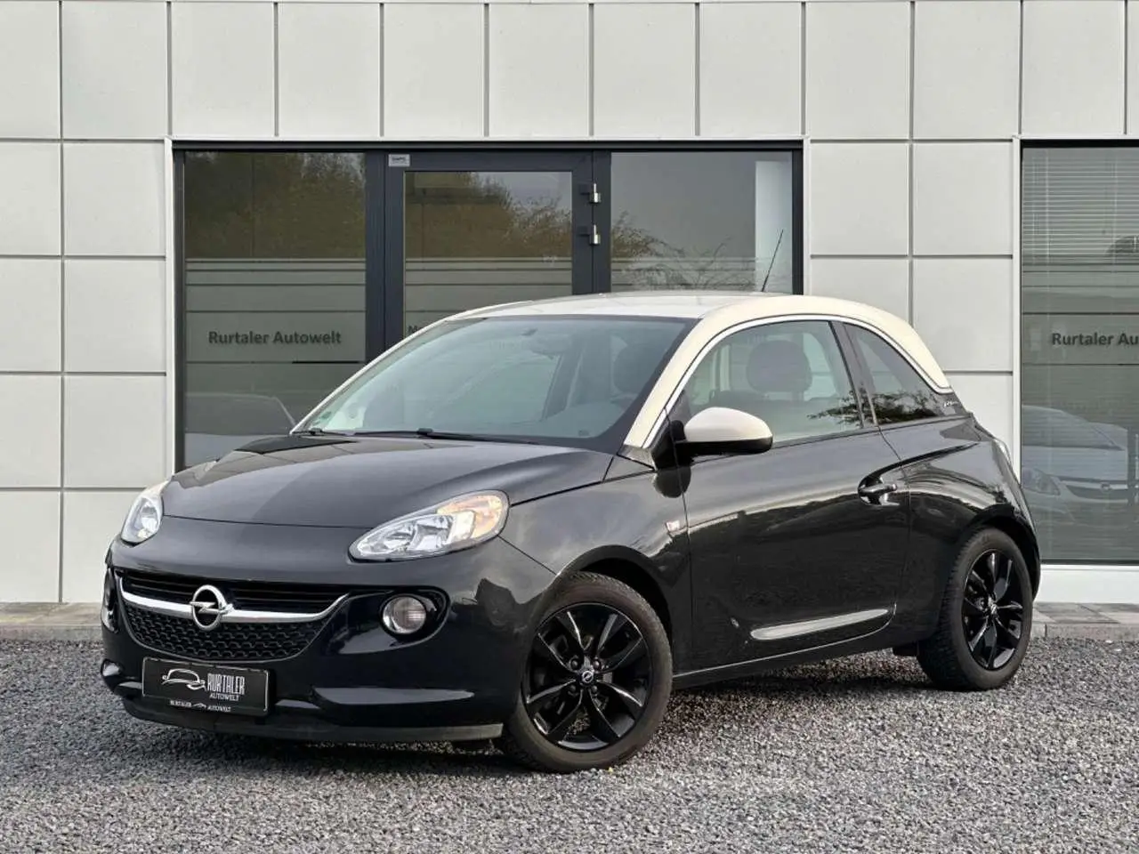 Photo 1 : Opel Adam 2016 Petrol