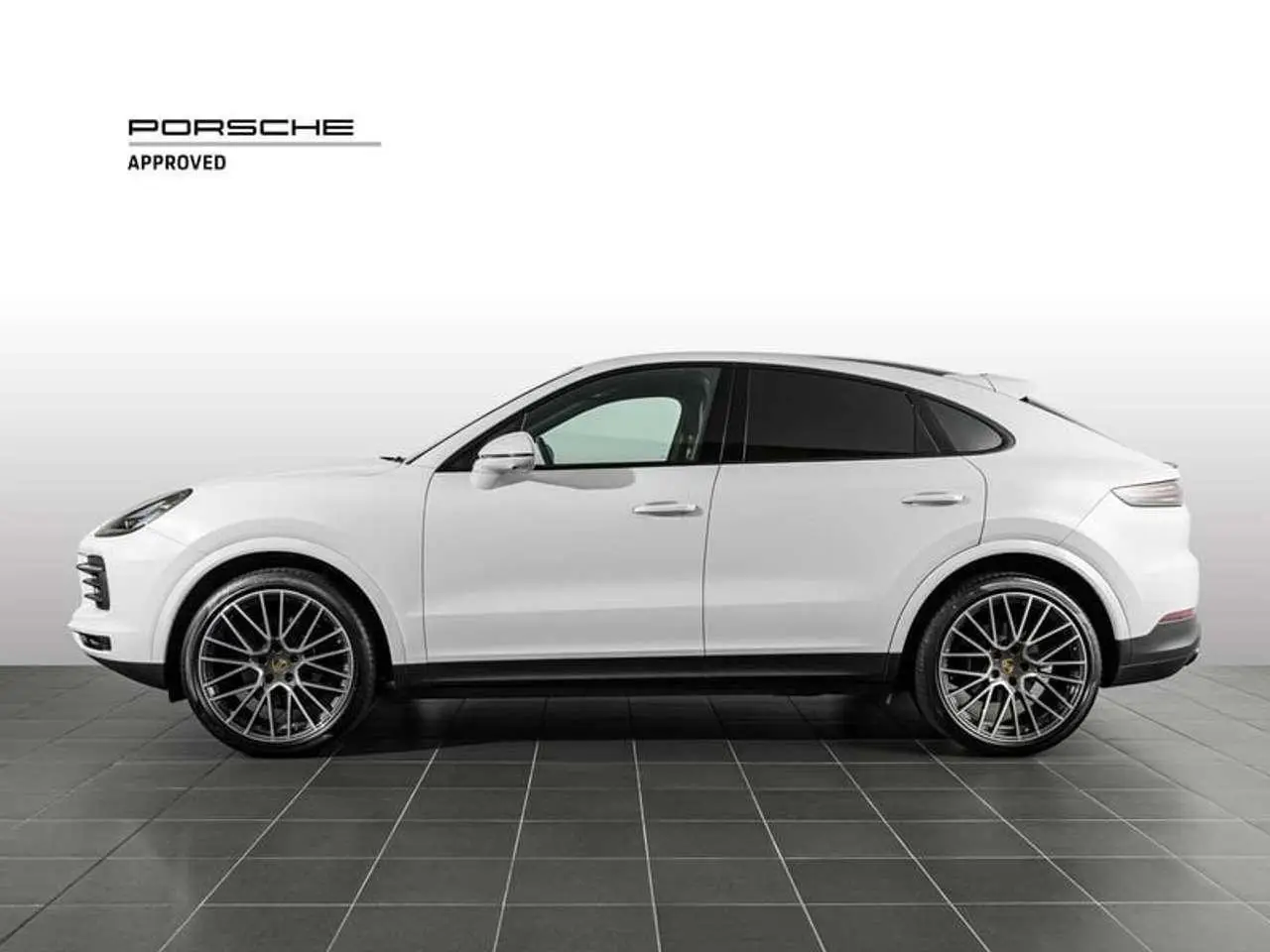 Photo 1 : Porsche Cayenne 2022 Petrol