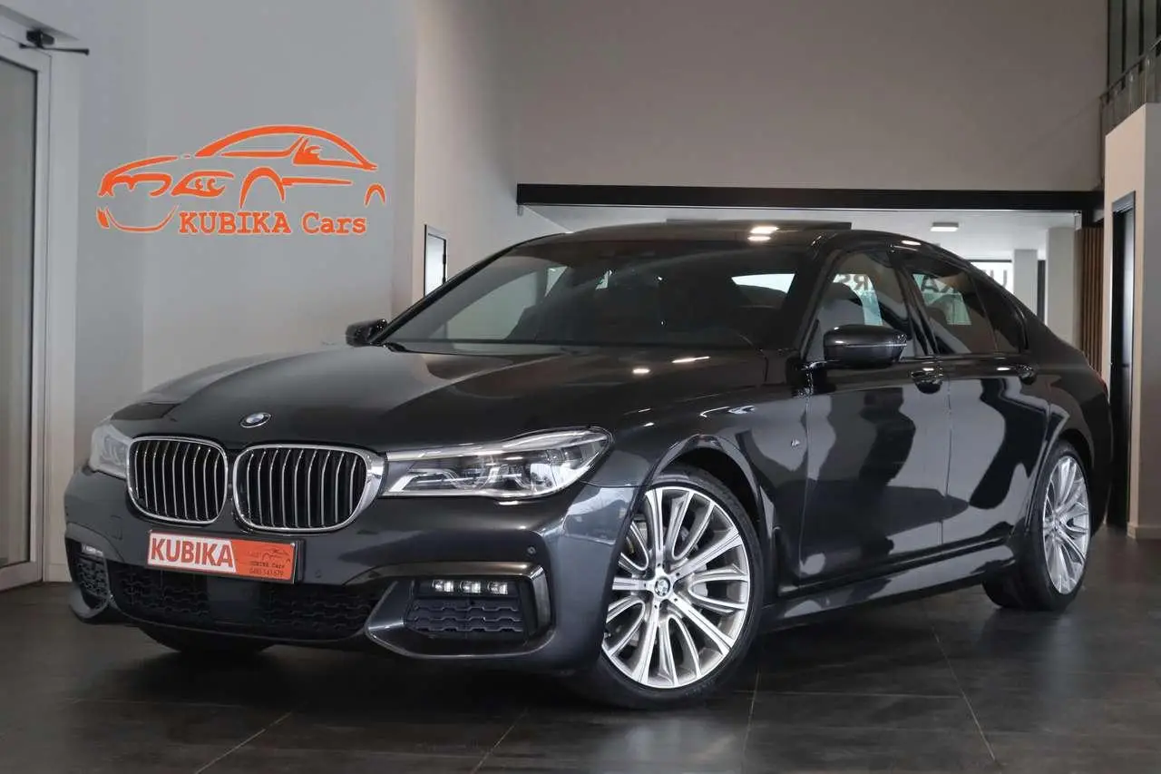 Photo 1 : Bmw Serie 7 2015 Diesel