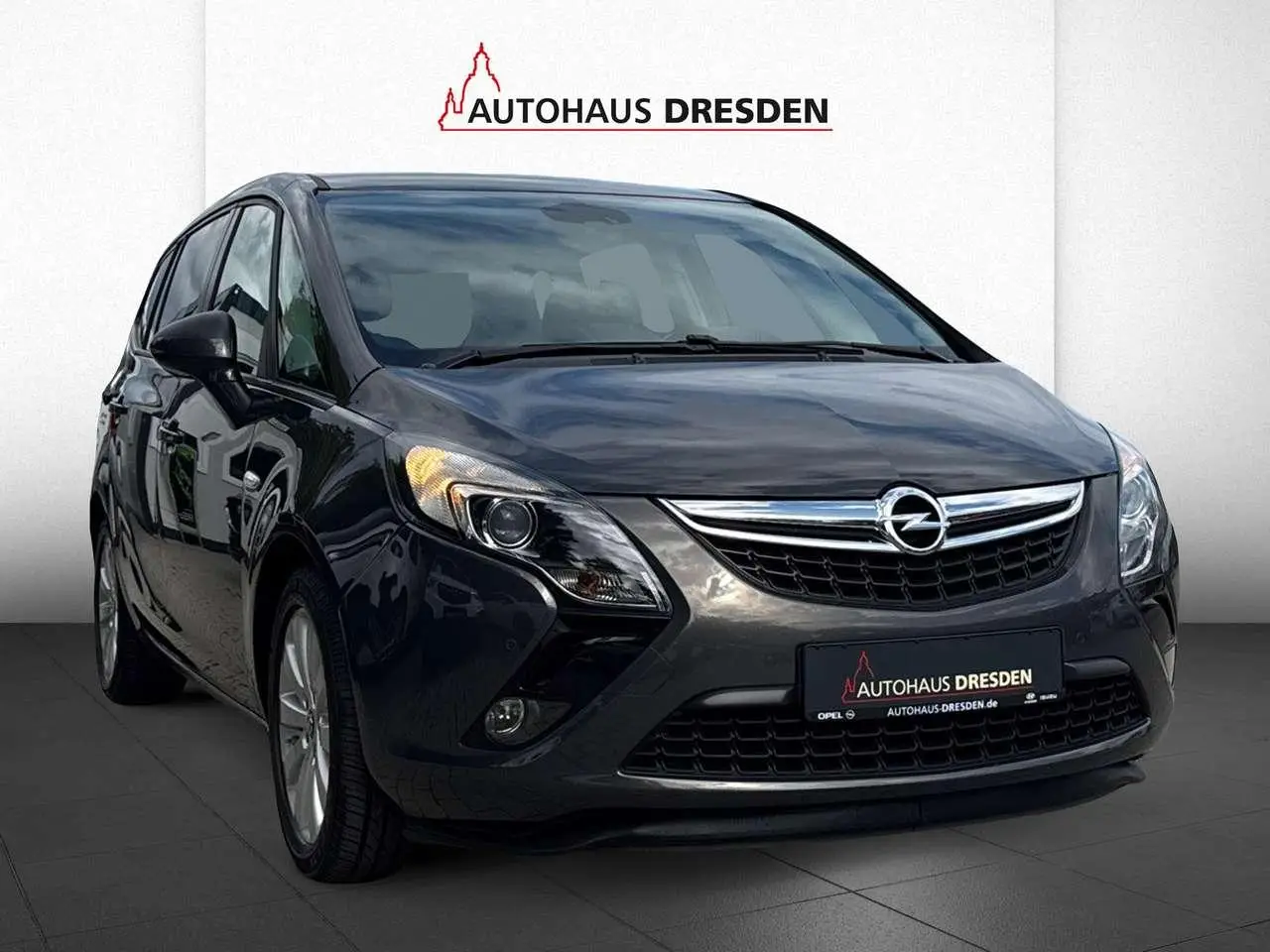 Photo 1 : Opel Zafira 2015 Essence