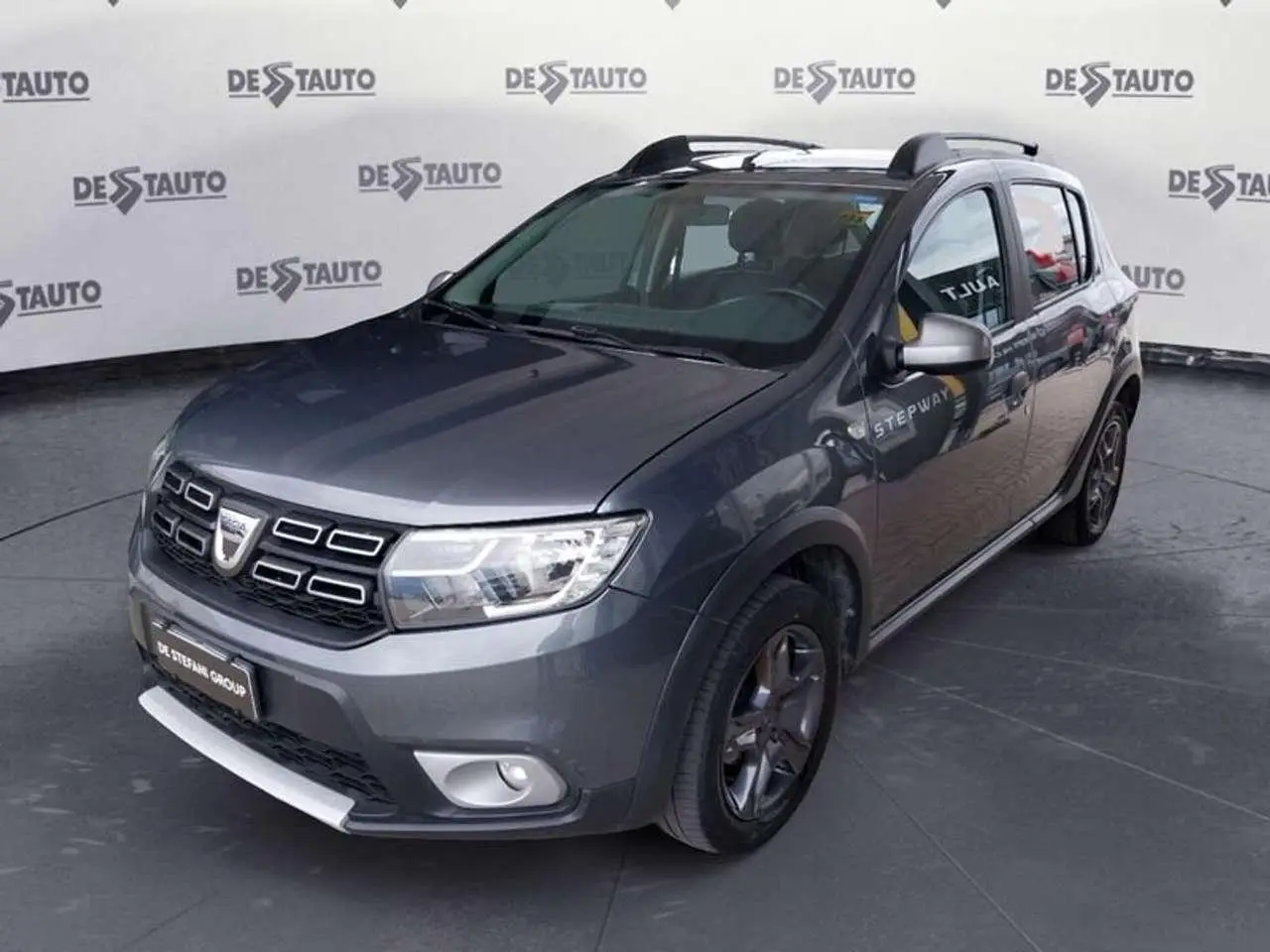 Photo 1 : Dacia Sandero 2018 LPG