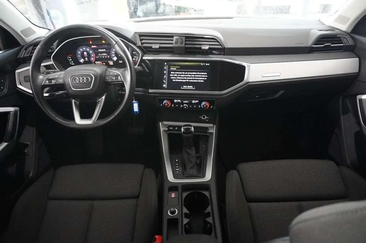 Photo 1 : Audi Q3 2021 Hybrid