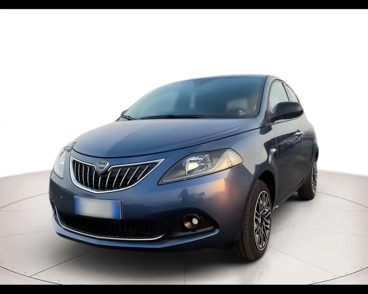 Photo 1 : Lancia Ypsilon 2022 Petrol