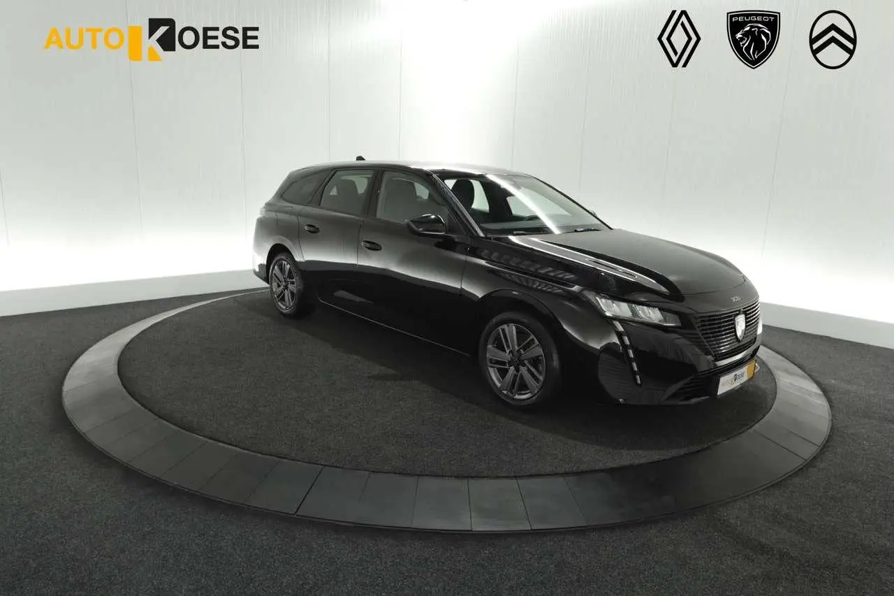 Photo 1 : Peugeot 308 2022 Essence