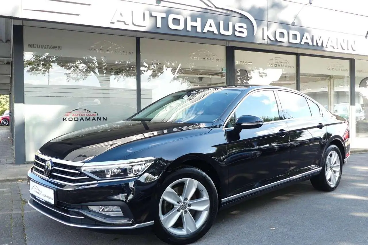 Photo 1 : Volkswagen Passat 2021 Diesel