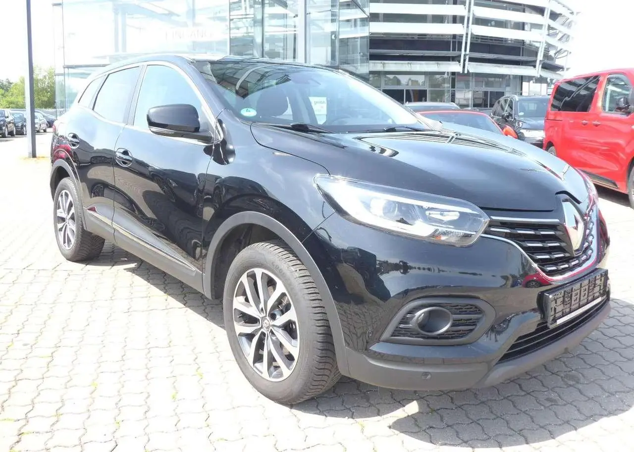 Photo 1 : Renault Kadjar 2022 Petrol