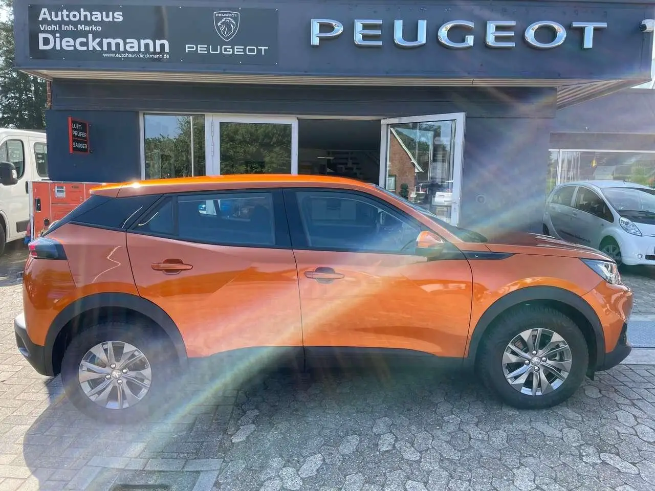 Photo 1 : Peugeot 2008 2020 Electric