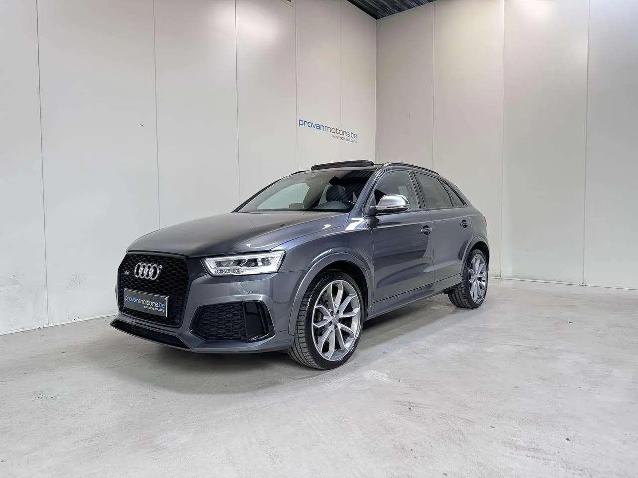 Photo 1 : Audi Rsq3 2015 Essence