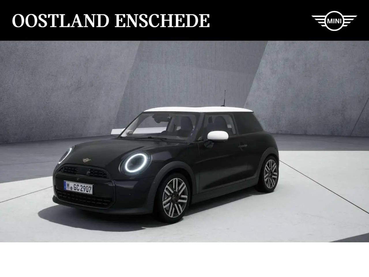 Photo 1 : Mini Cooper 2024 Petrol