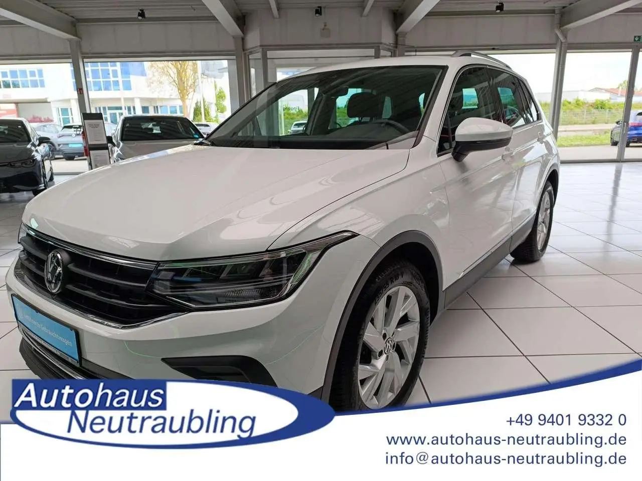 Photo 1 : Volkswagen Tiguan 2023 Essence