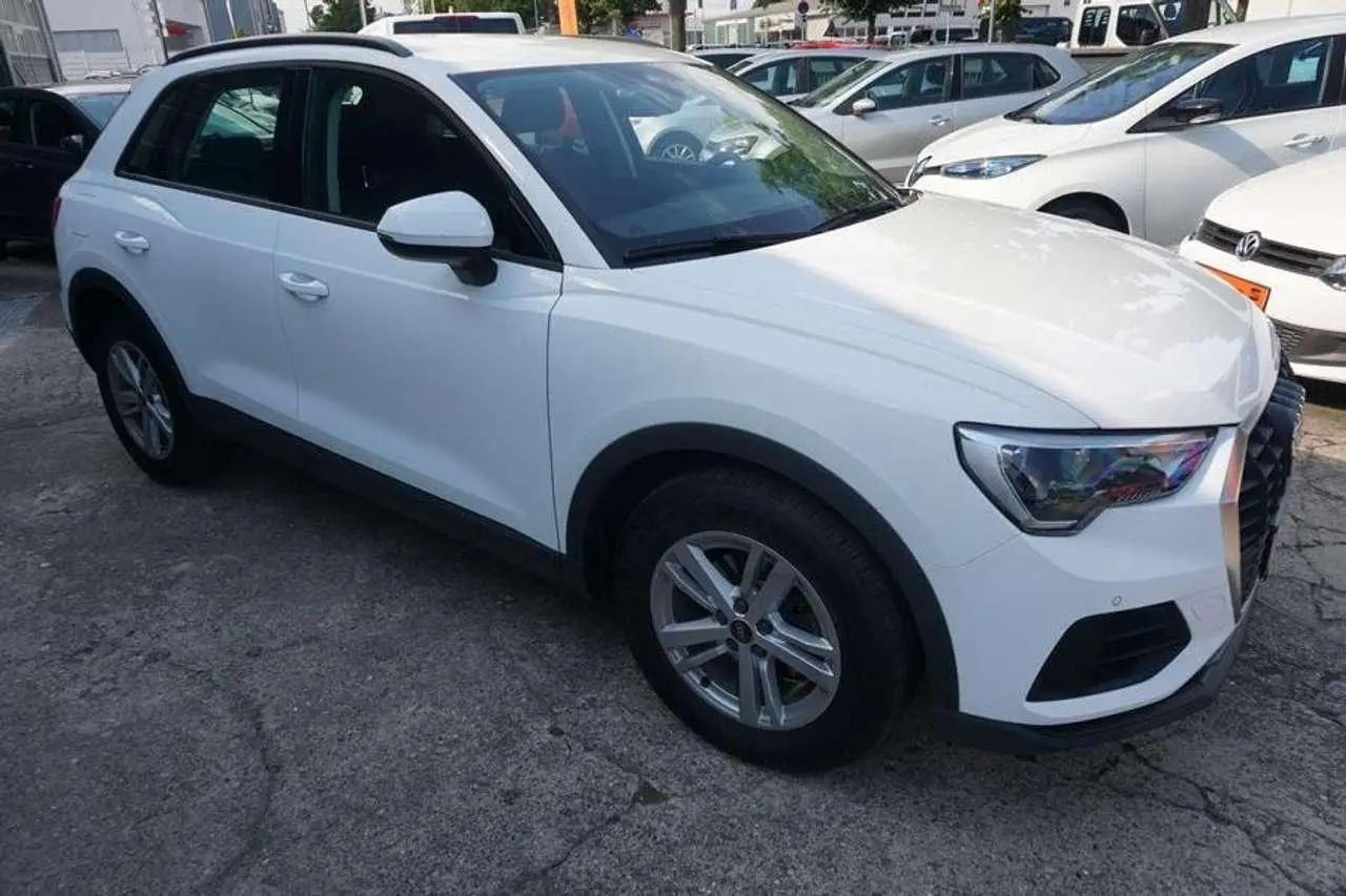 Photo 1 : Audi Q3 2021 Diesel