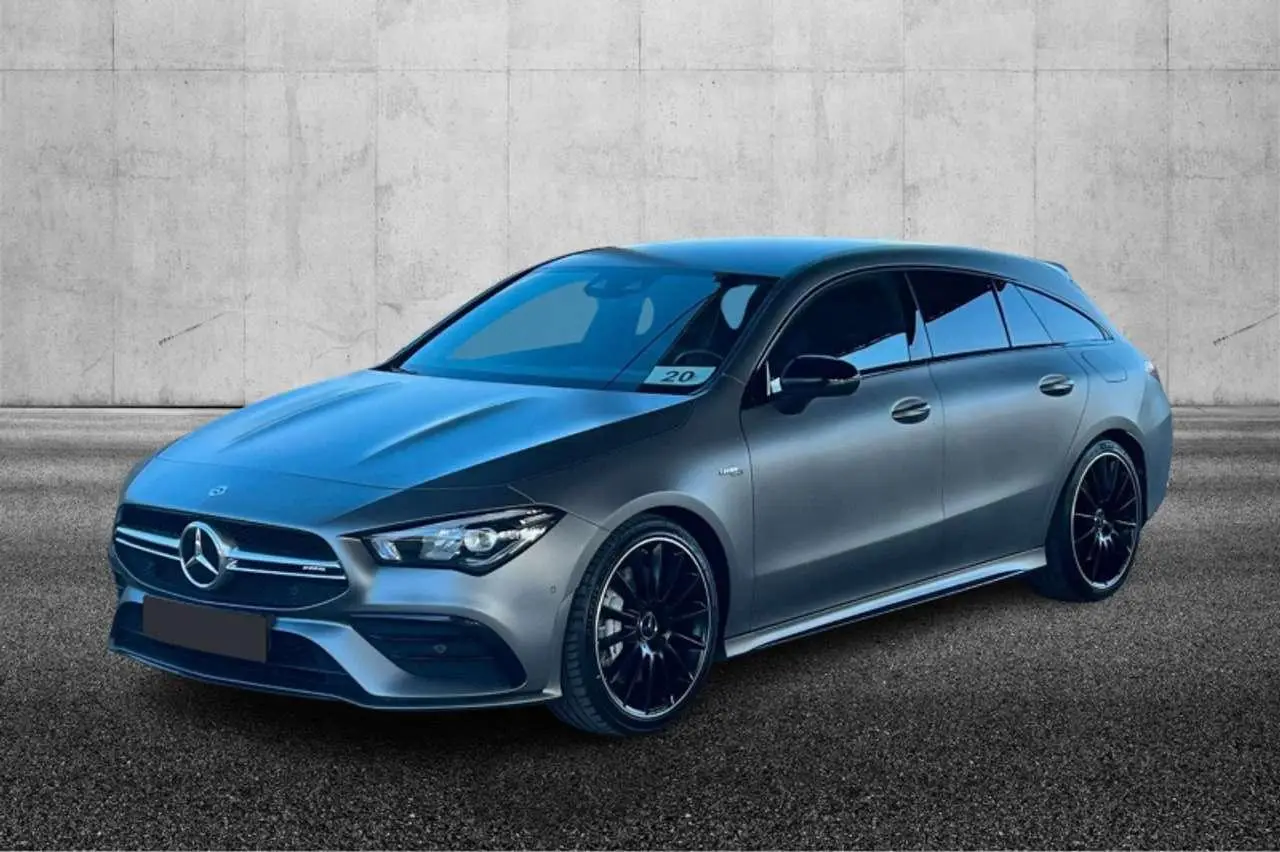 Photo 1 : Mercedes-benz Classe Cla 2021 Petrol