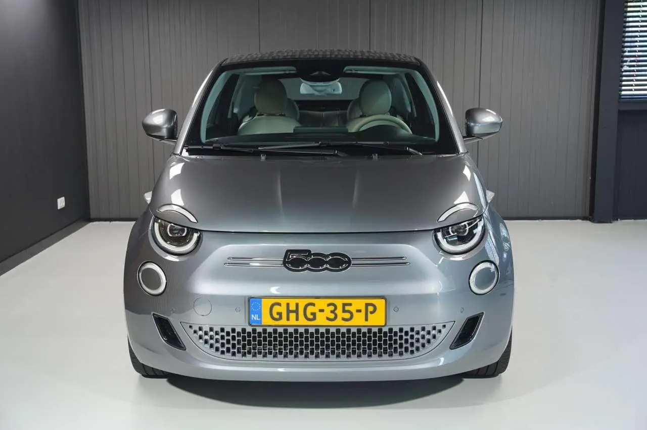 Photo 1 : Fiat 500c 2021 Électrique