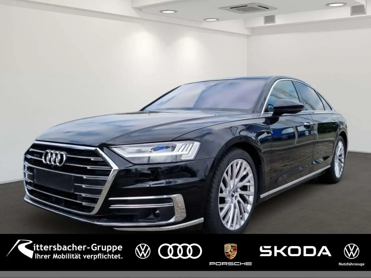 Photo 1 : Audi A8 2018 Essence