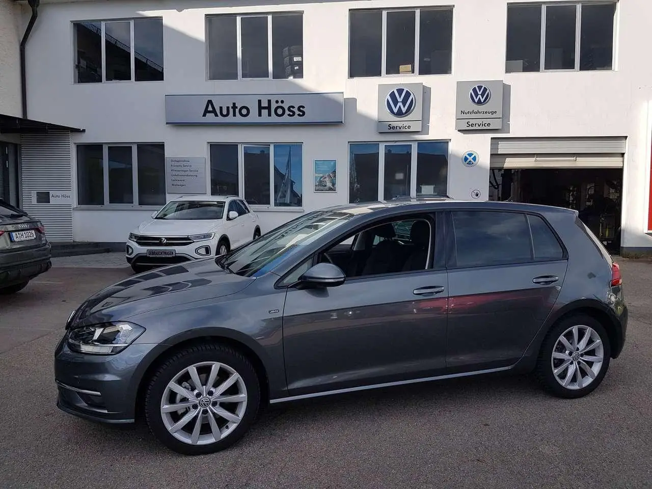 Photo 1 : Volkswagen Golf 2018 Petrol