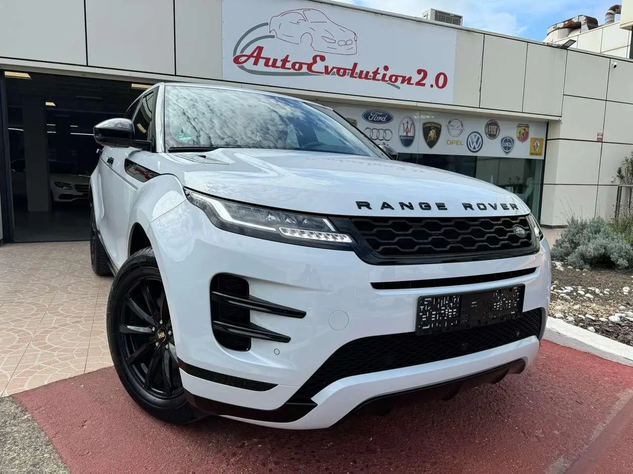 Photo 1 : Land Rover Range Rover Evoque 2020 Hybride